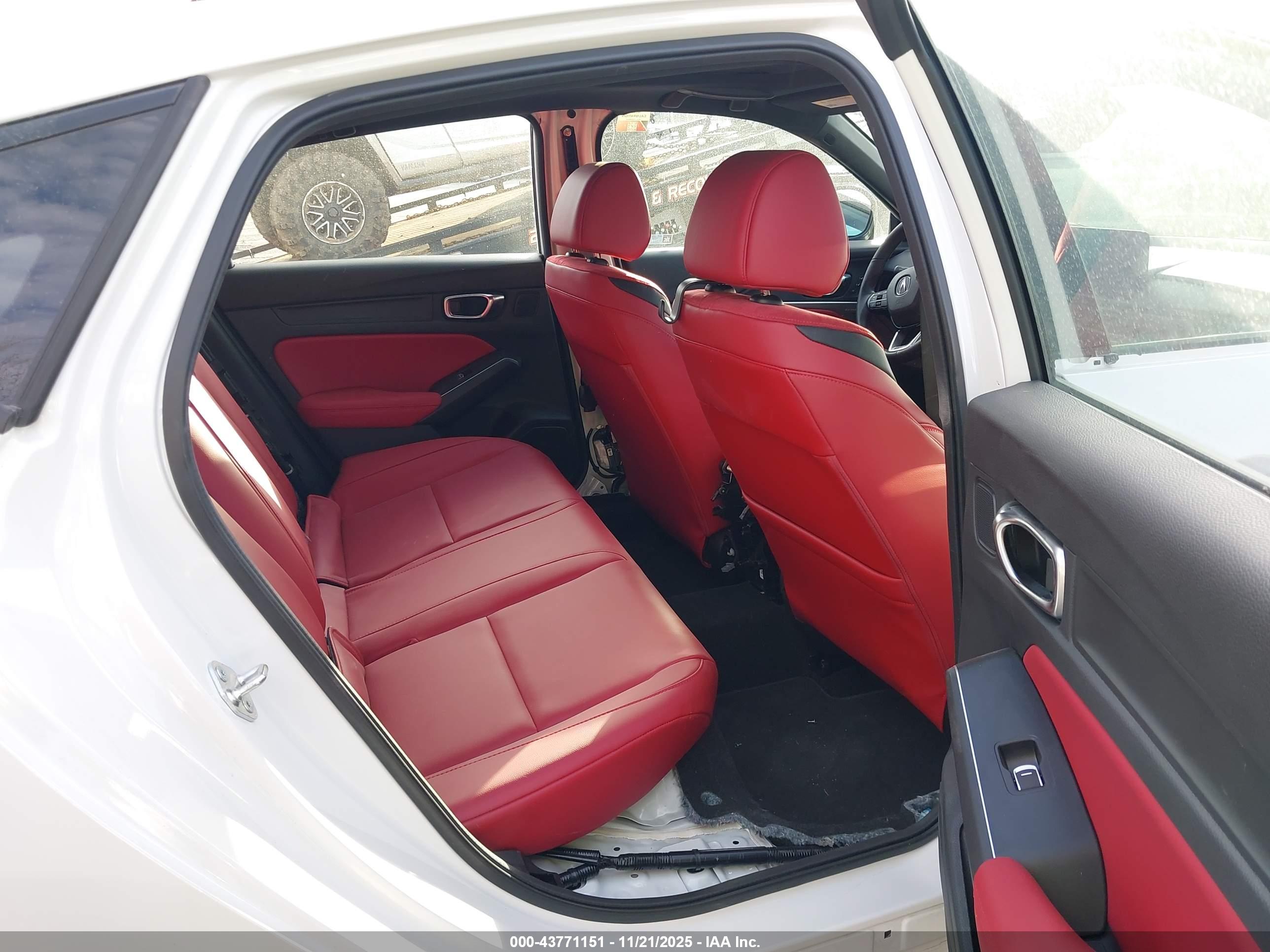 ACURA INTEGRA image 8