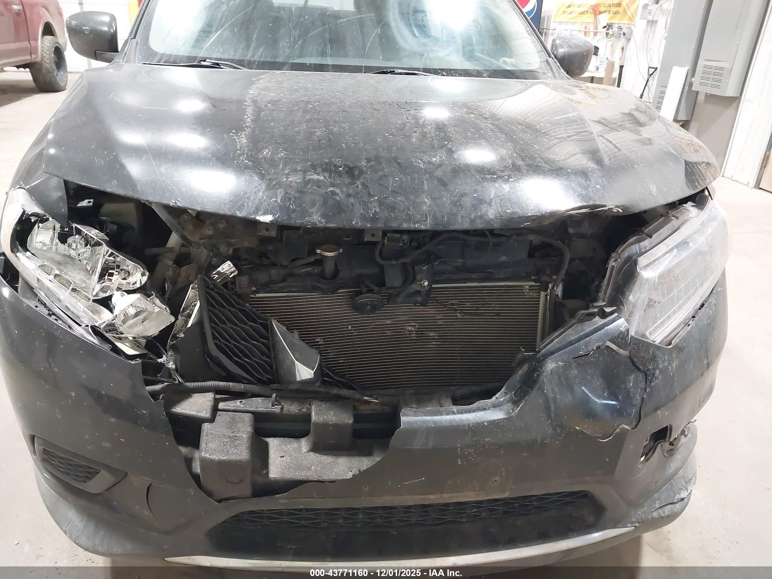 NISSAN ROGUE image 6
