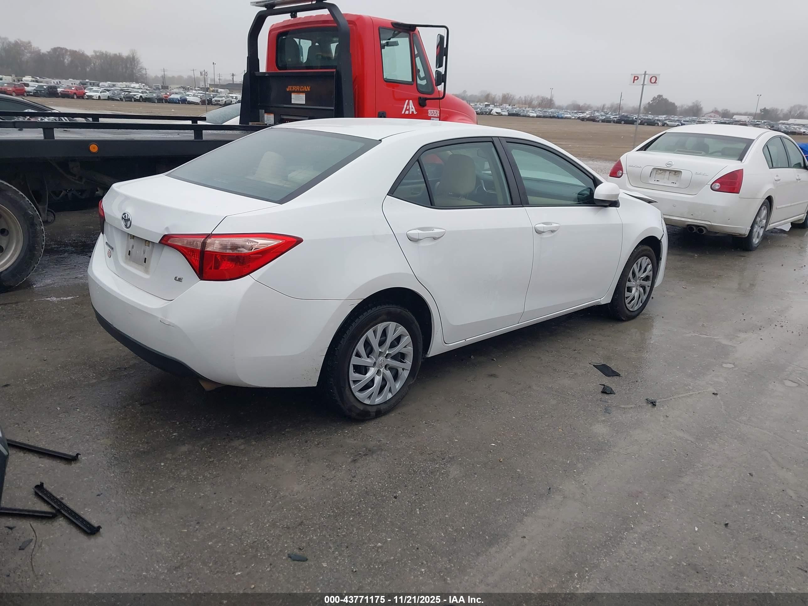TOYOTA COROLLA image 4