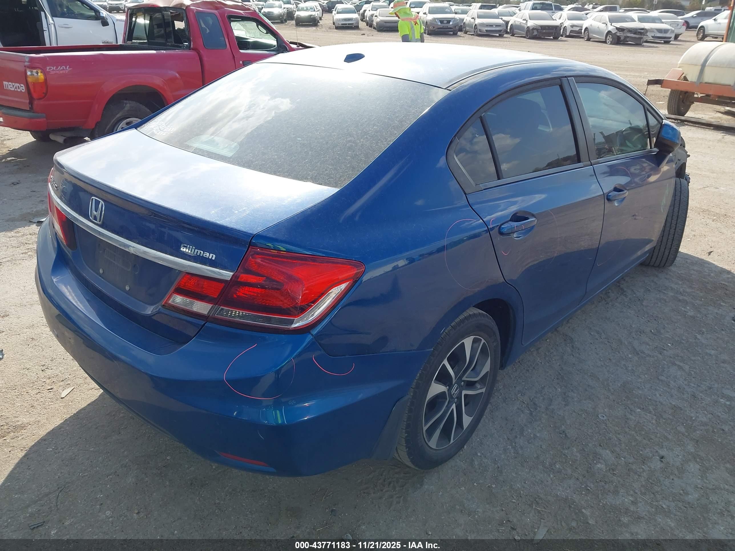 HONDA CIVIC image 4
