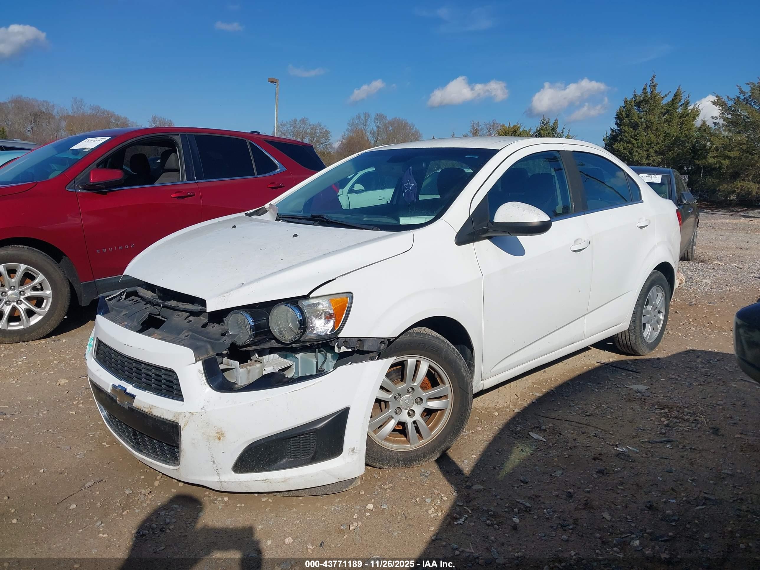CHEVROLET SONIC image 2