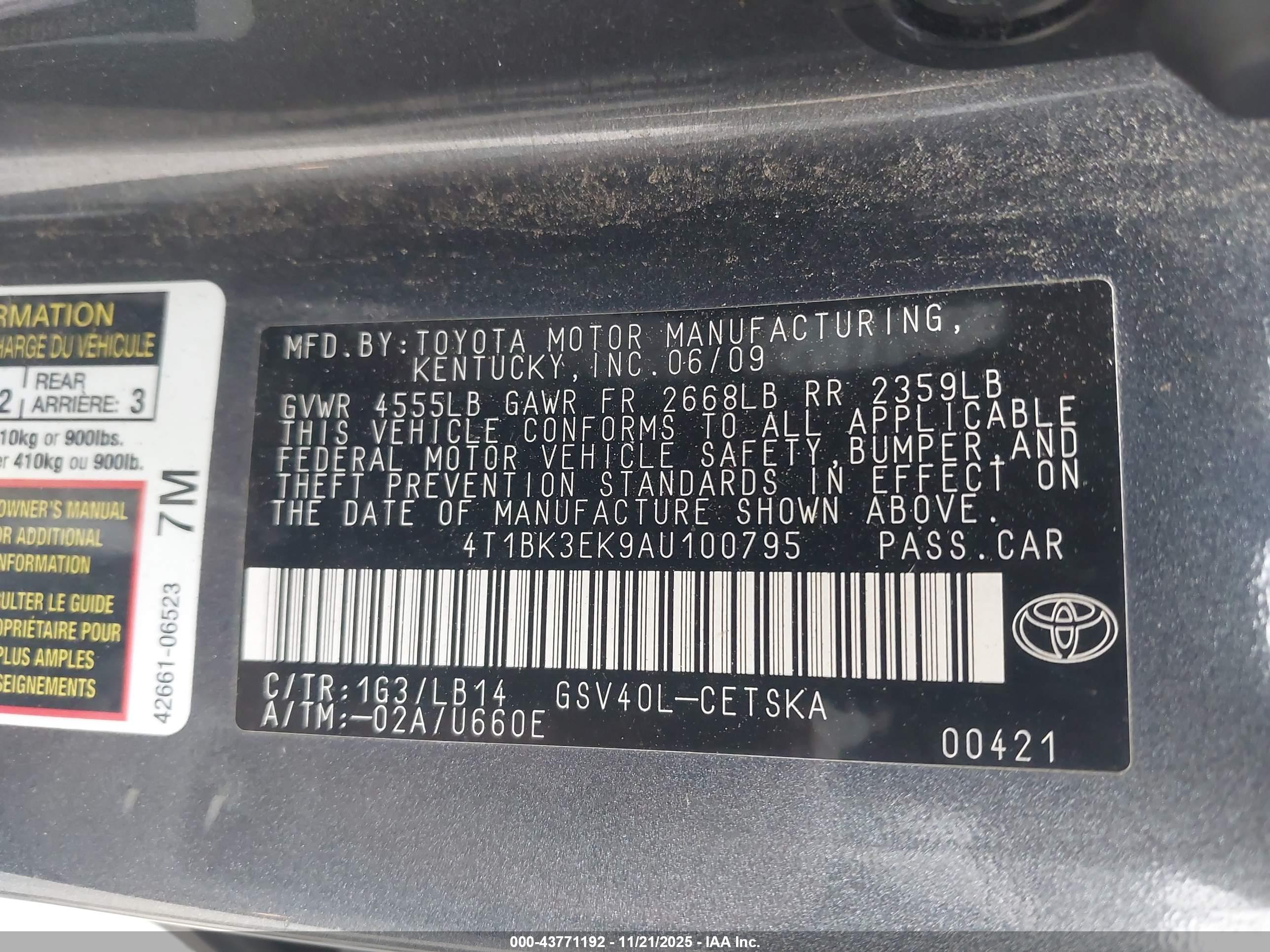 TOYOTA CAMRY image 9