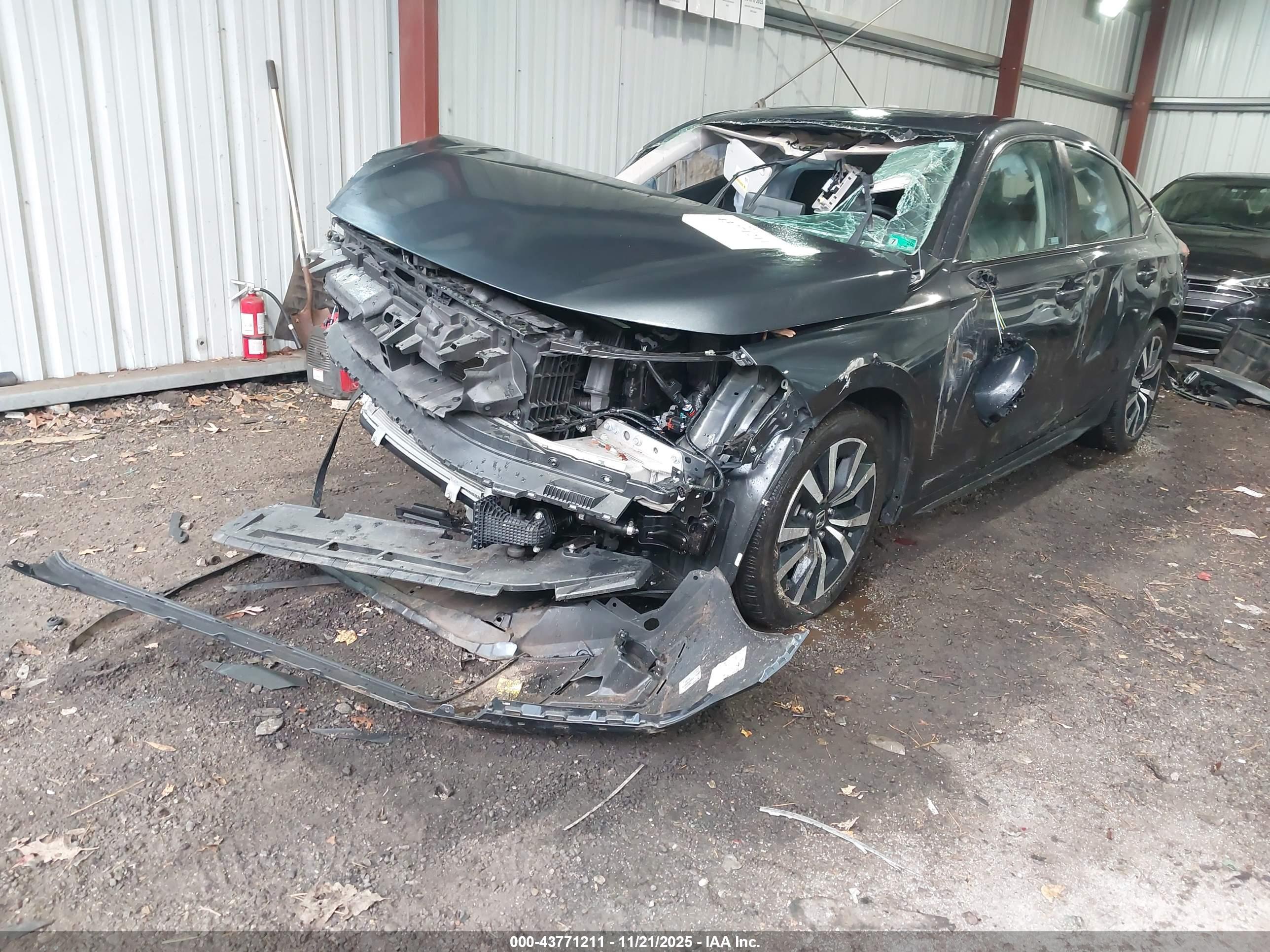 HONDA CIVIC image 2