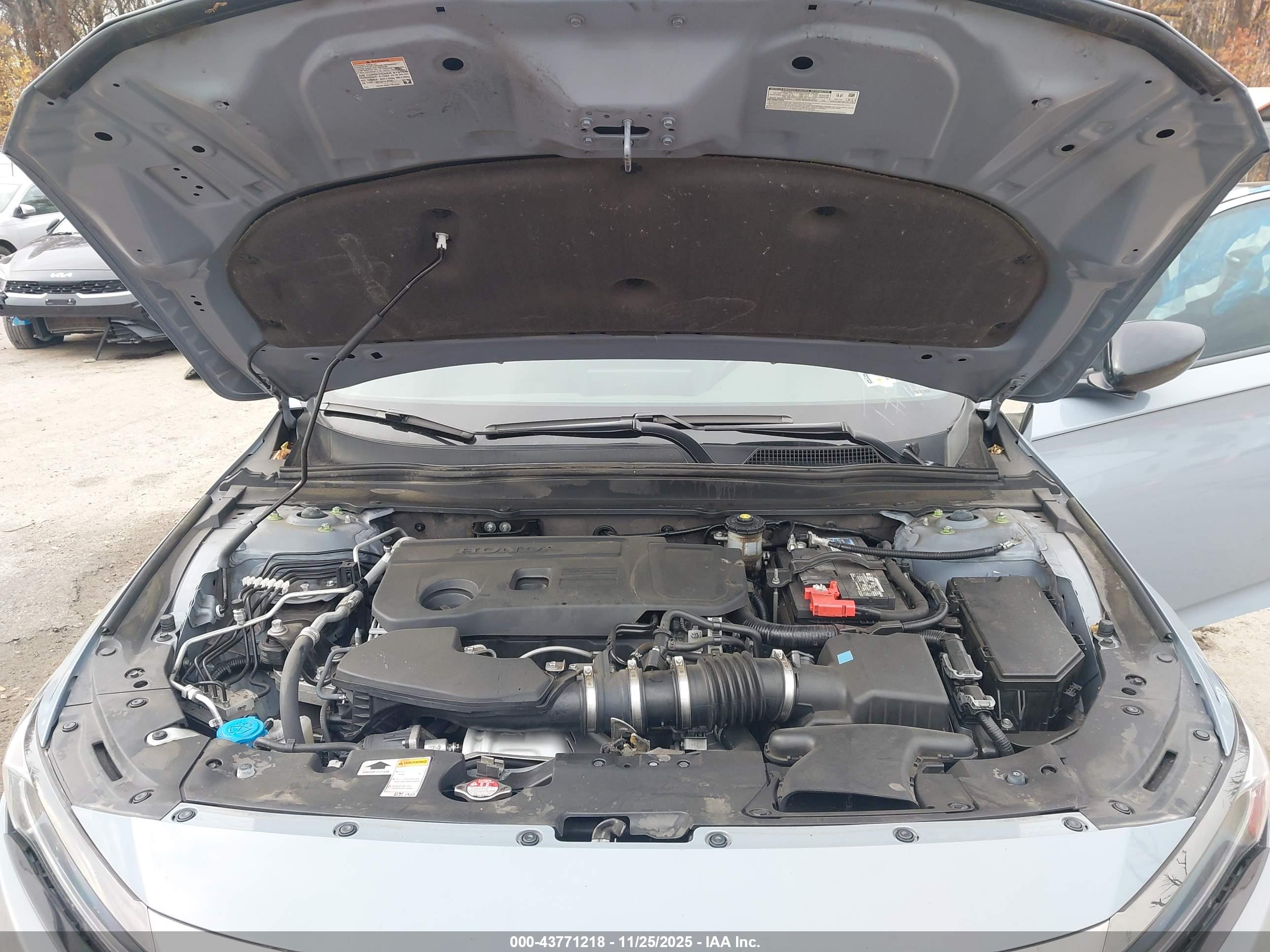 HONDA ACCORD image 10