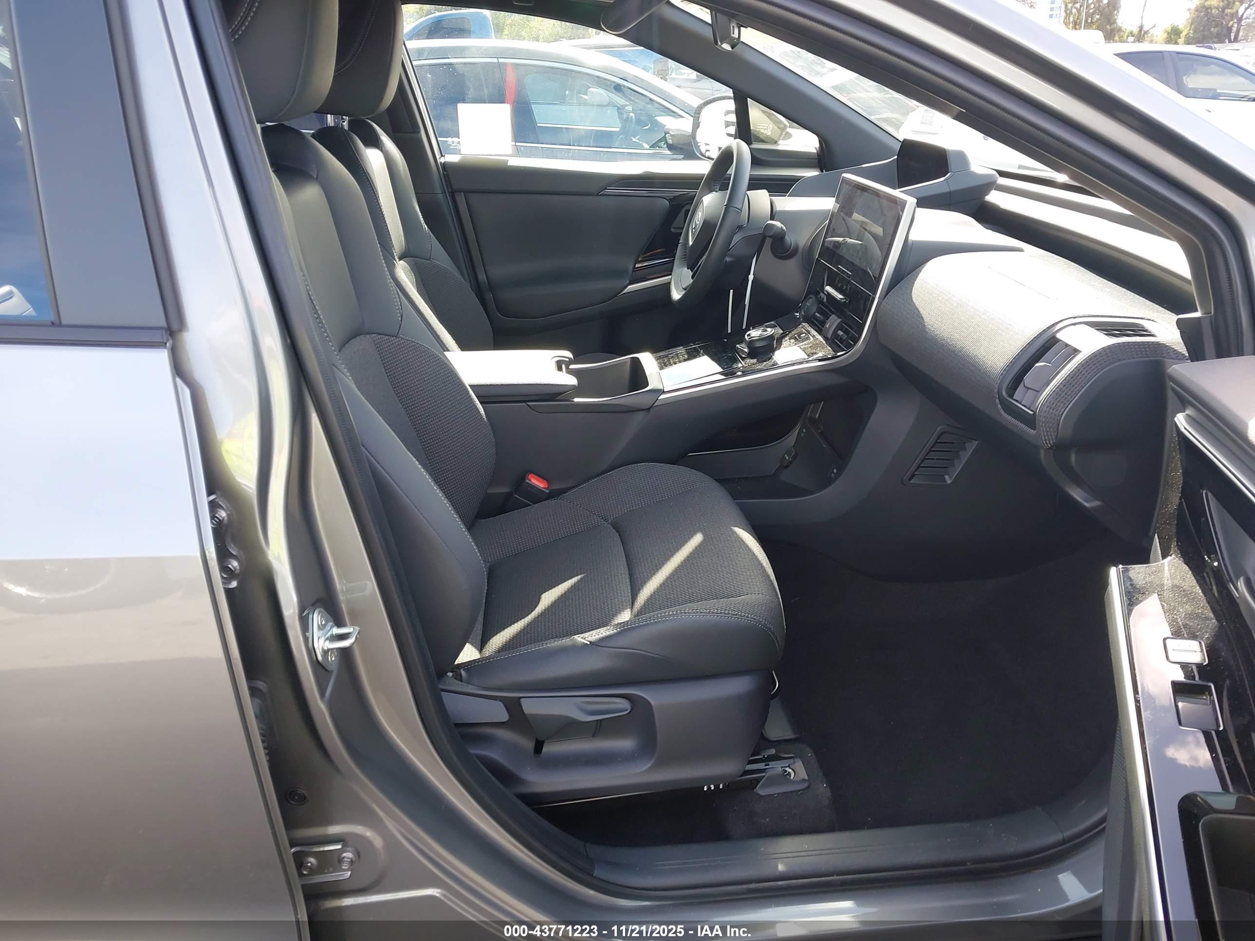 TOYOTA BZ4X image 5