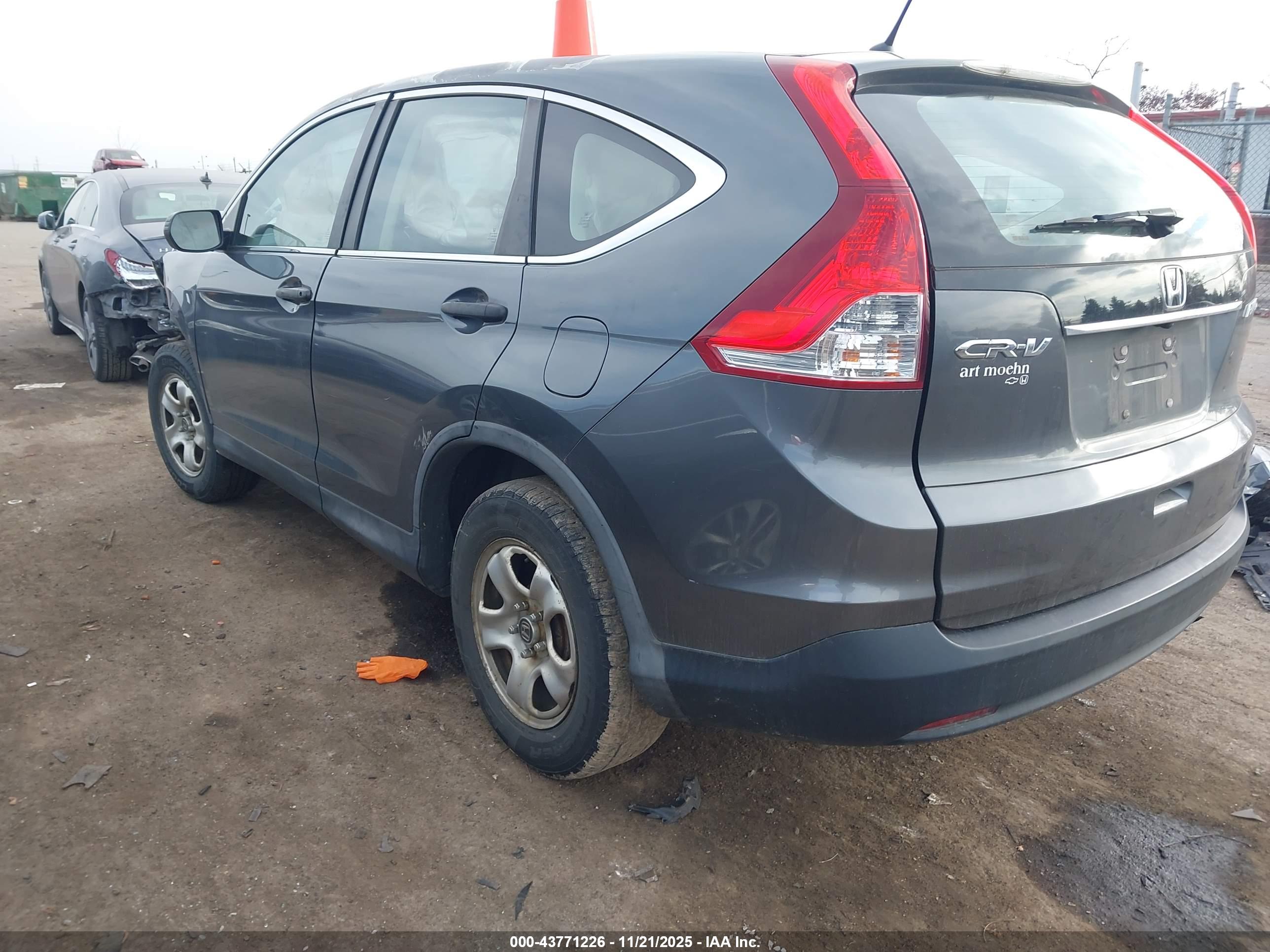 HONDA CR-V image 3
