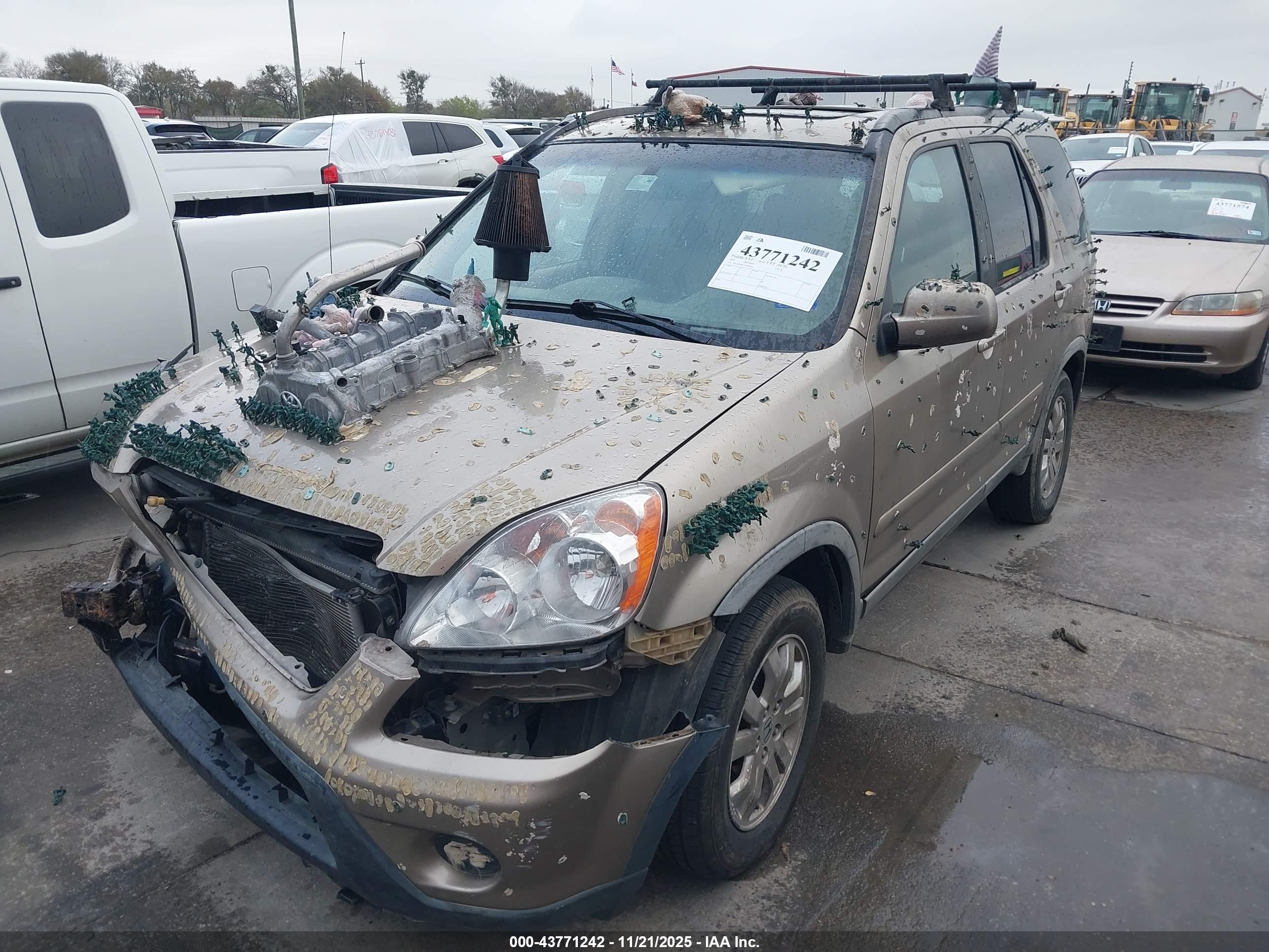 HONDA CR-V image 2