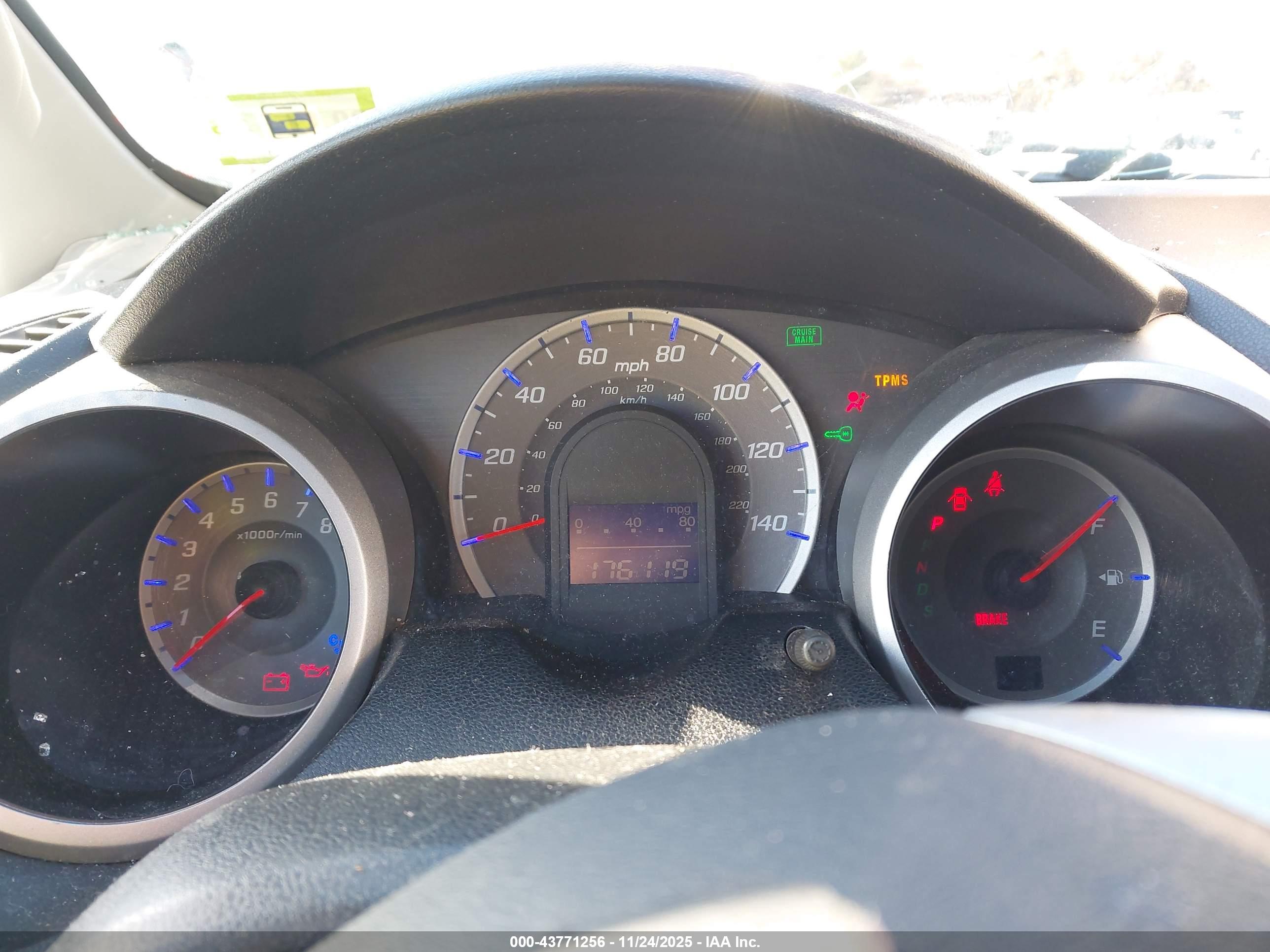 HONDA FIT image 7