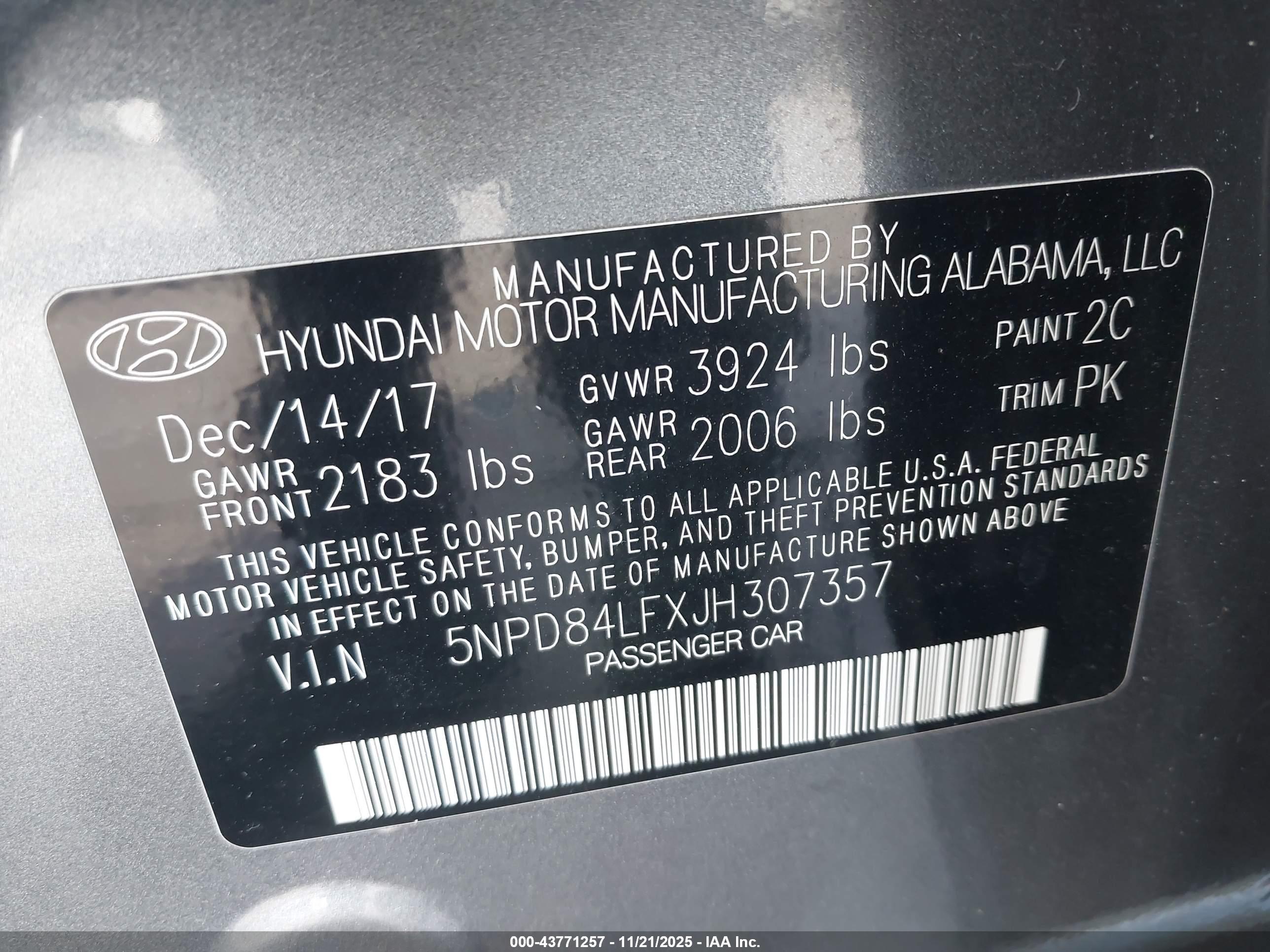 HYUNDAI ELANTRA image 9