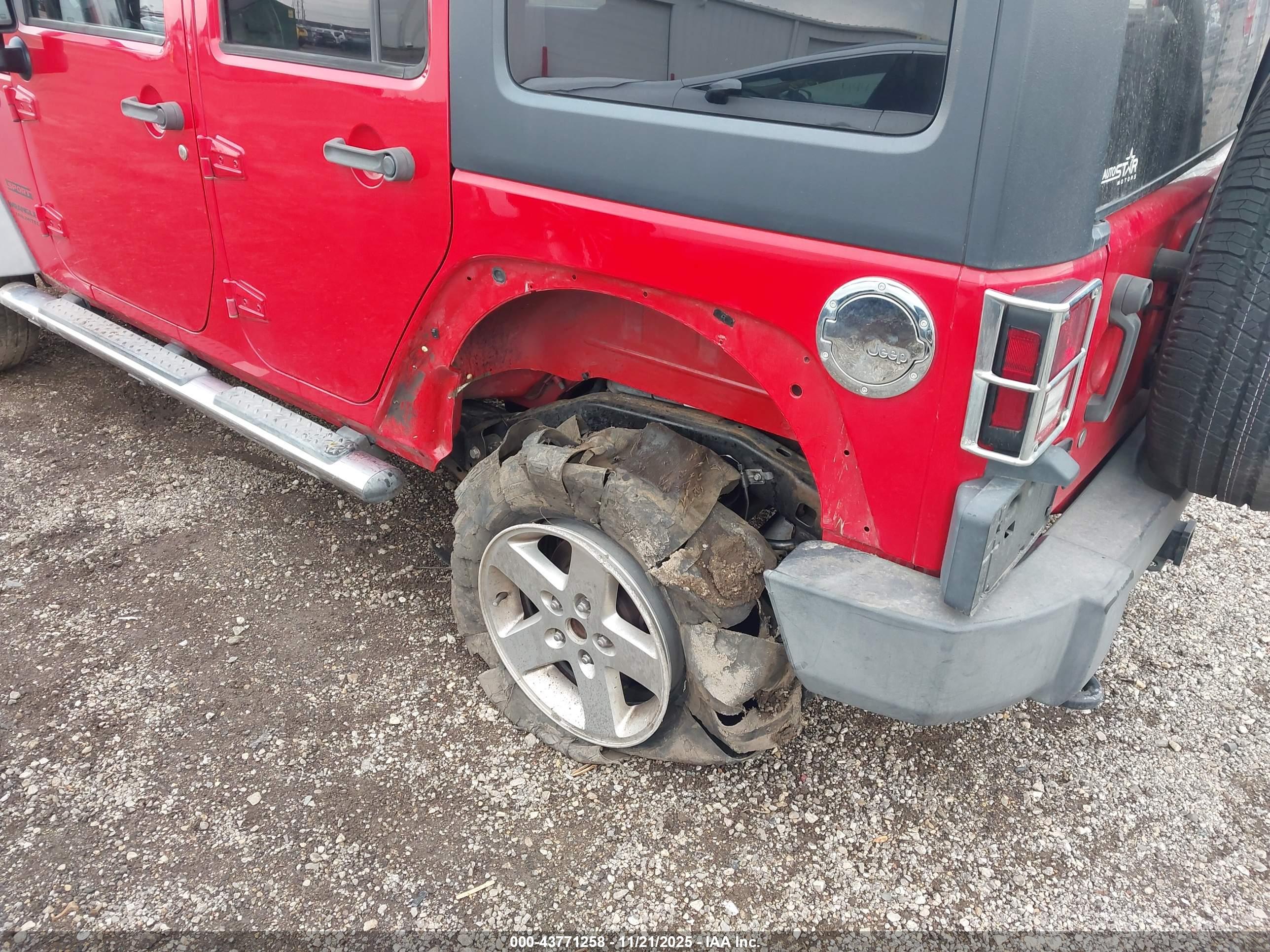 JEEP WRANGLER image 6