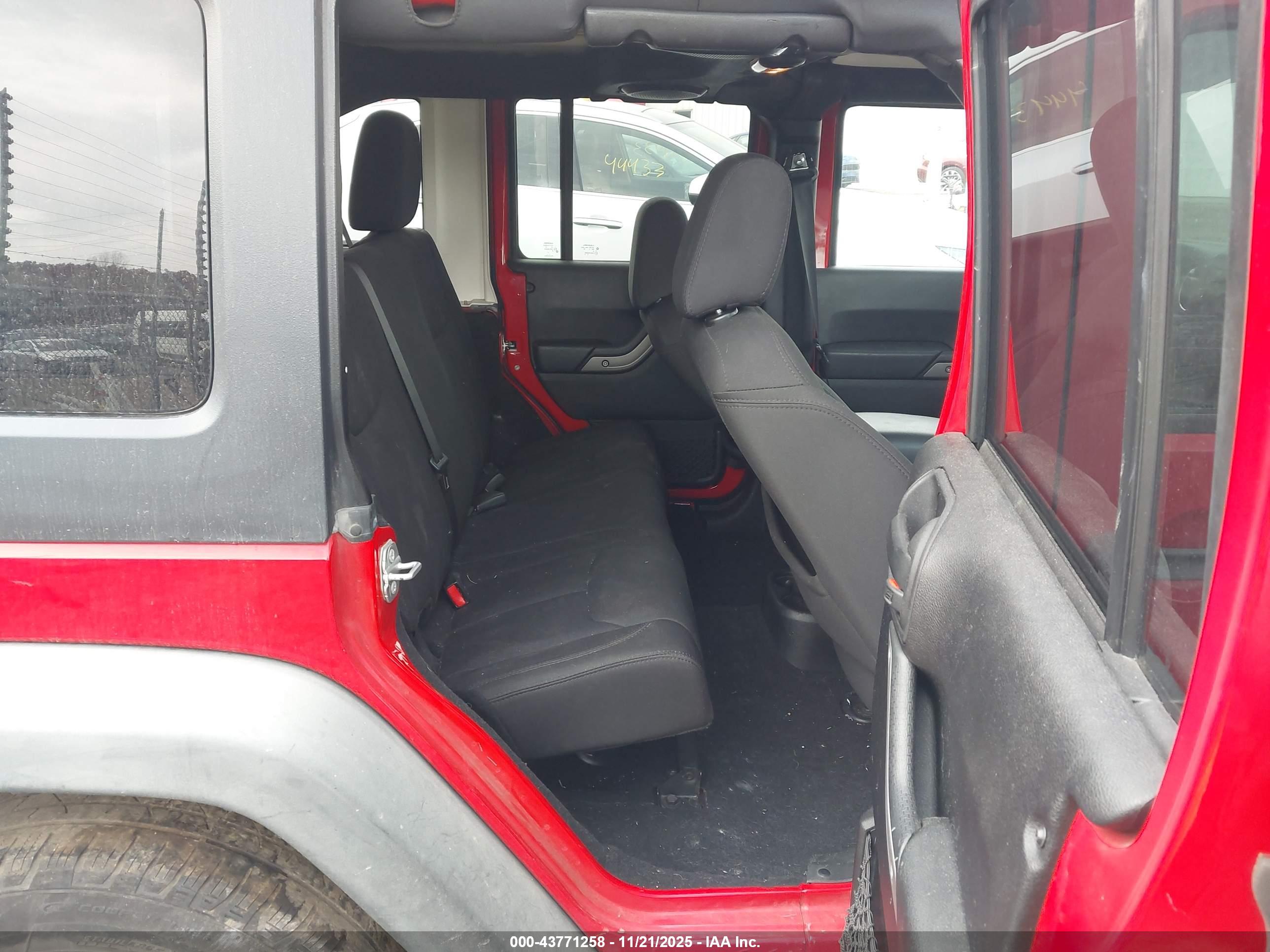 JEEP WRANGLER image 8