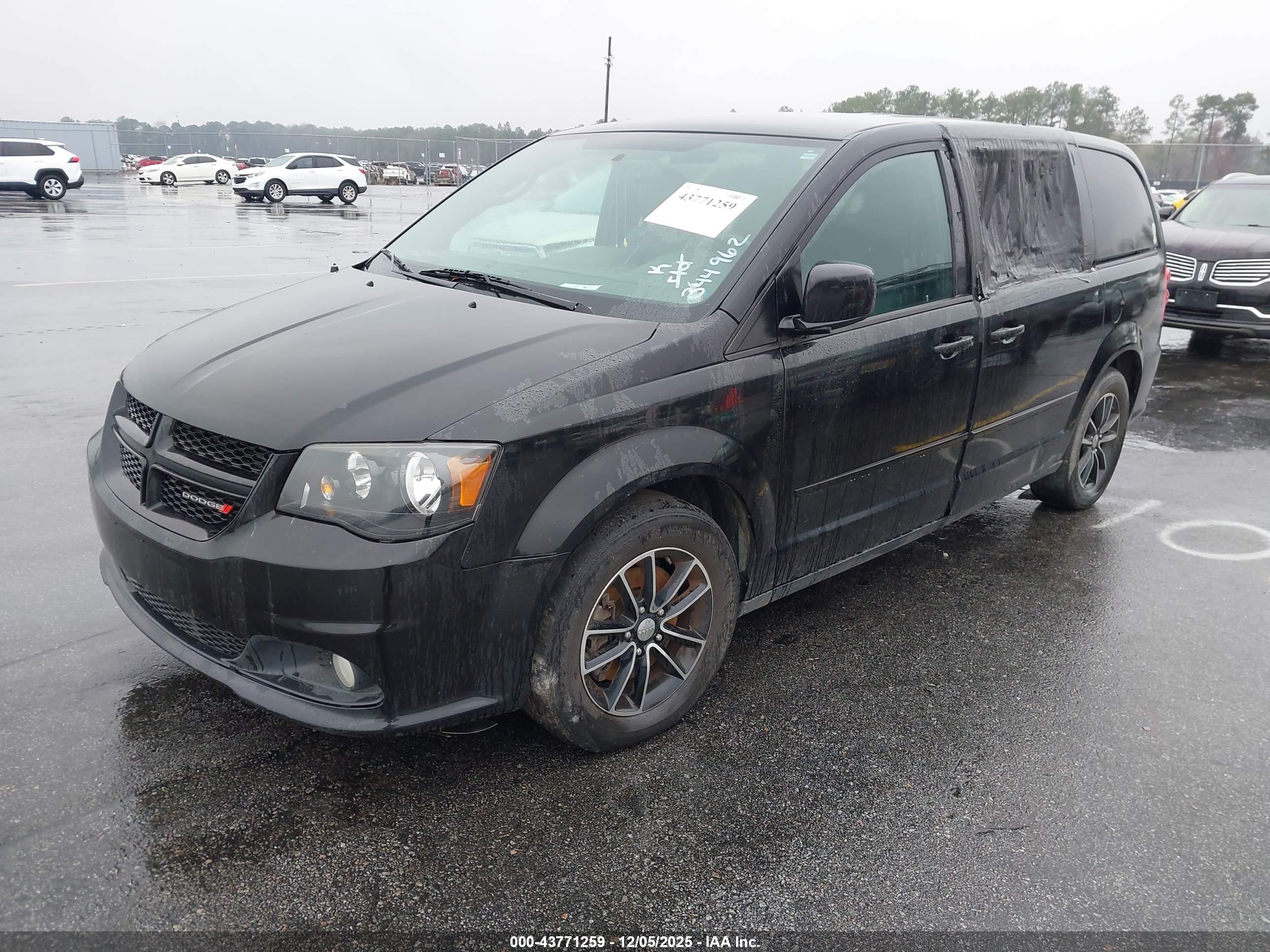 DODGE GRAND image 2