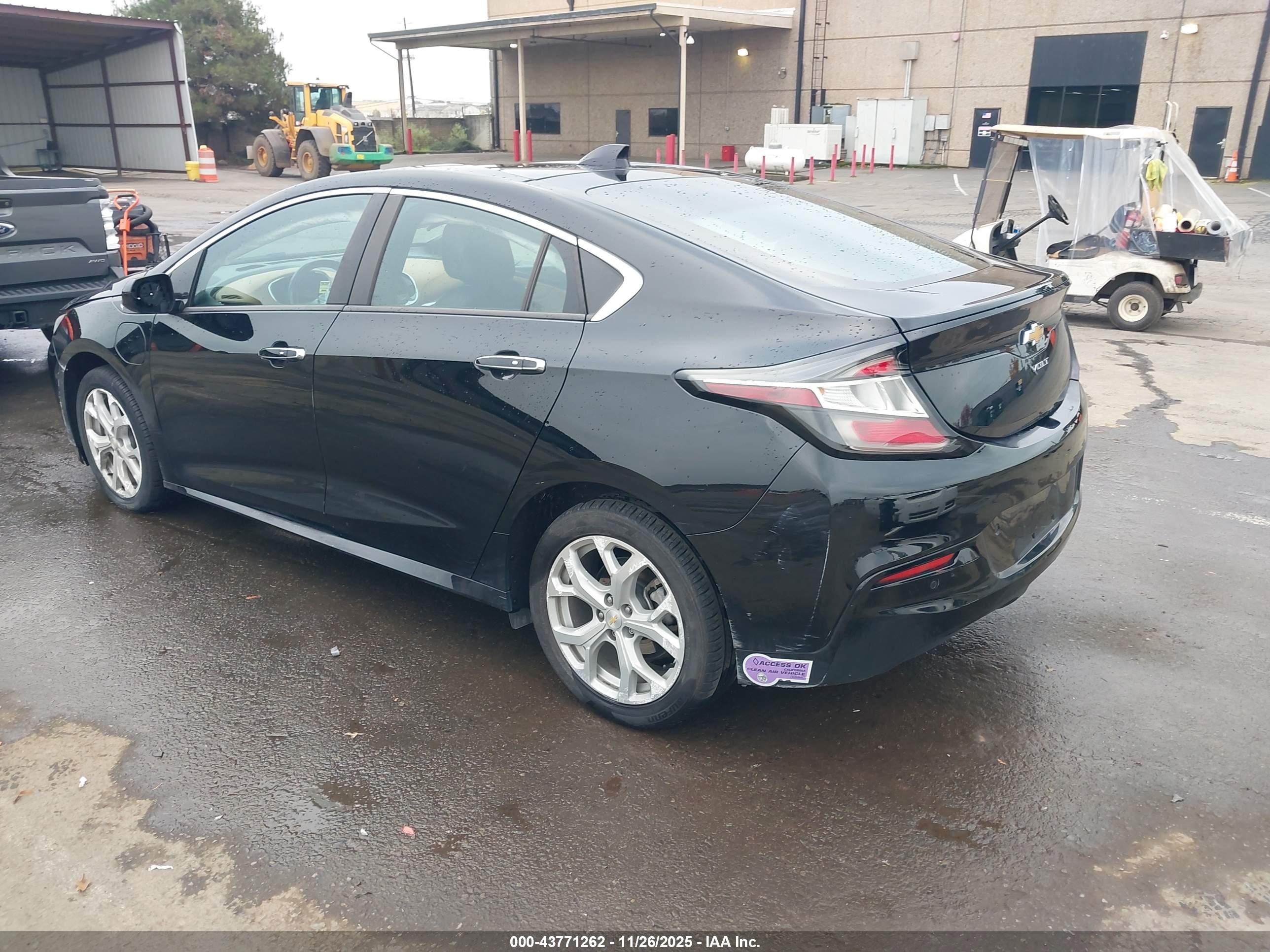 CHEVROLET VOLT image 3