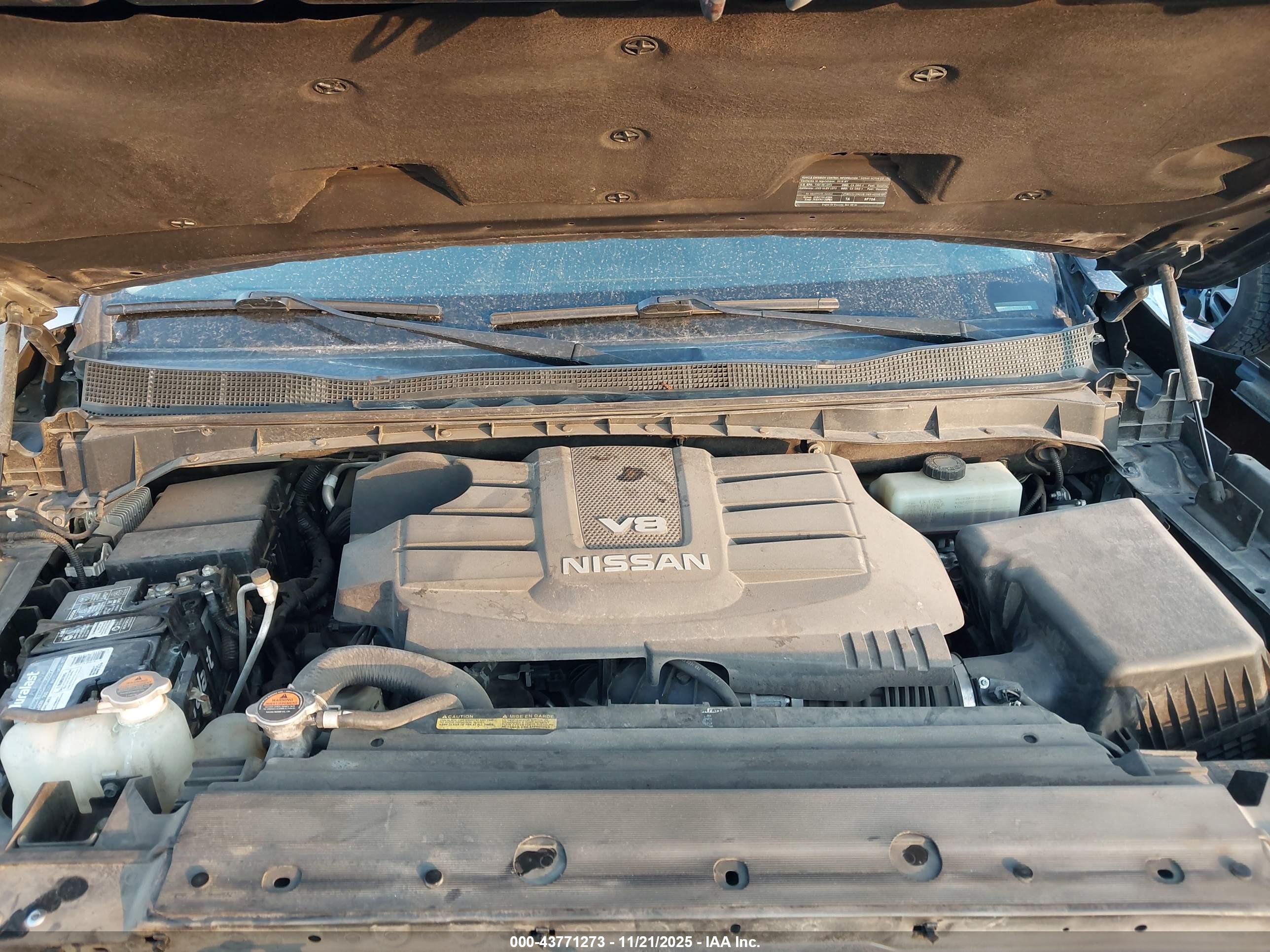NISSAN TITAN image 10