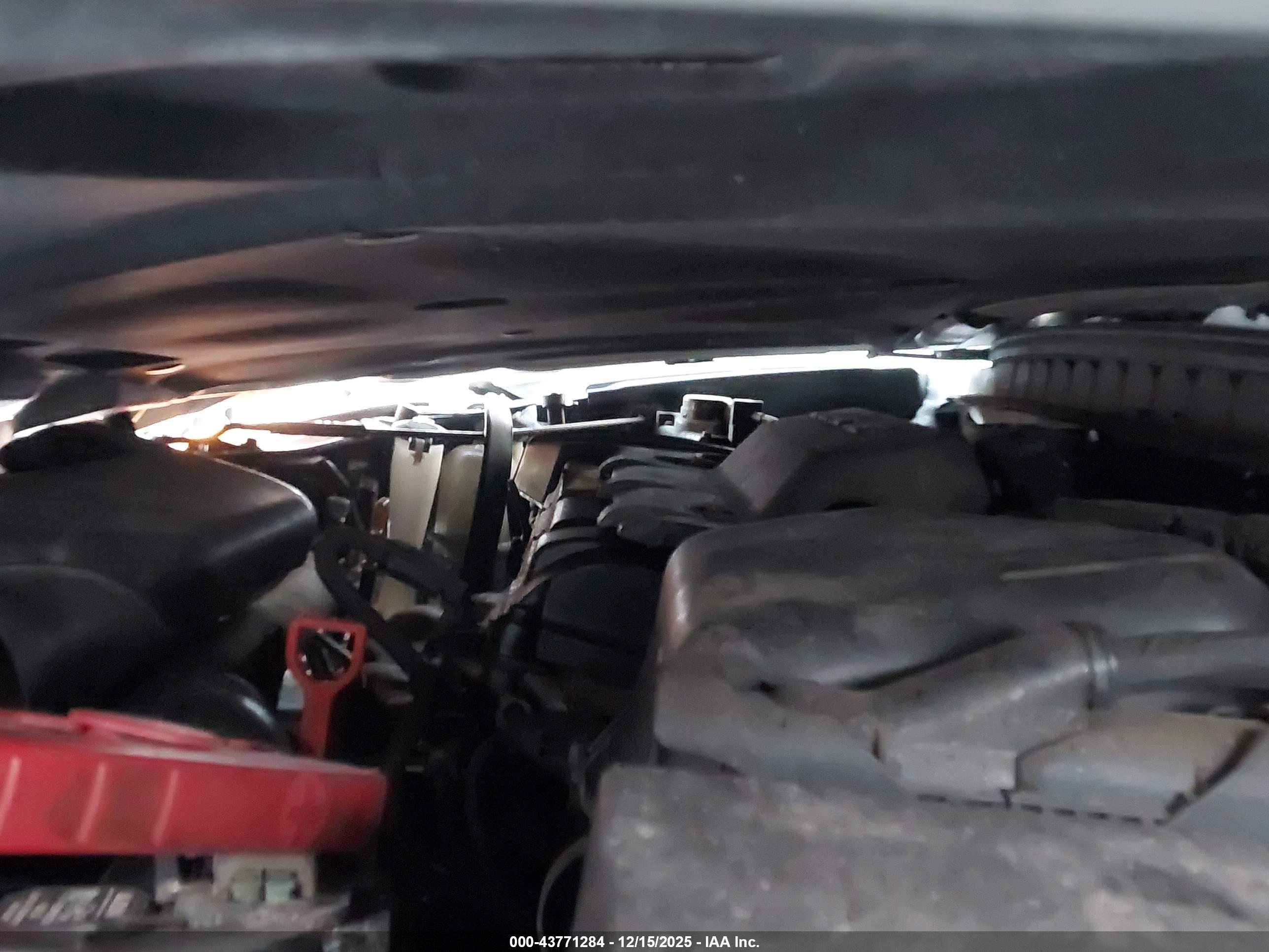 HYUNDAI ELANTRA image 10