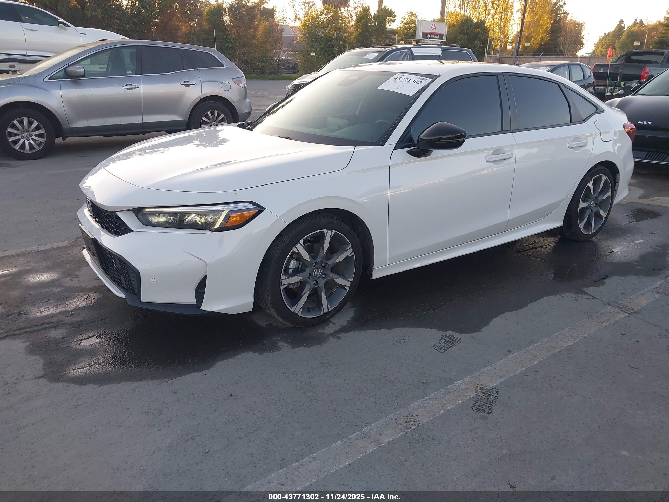 HONDA CIVIC image 2