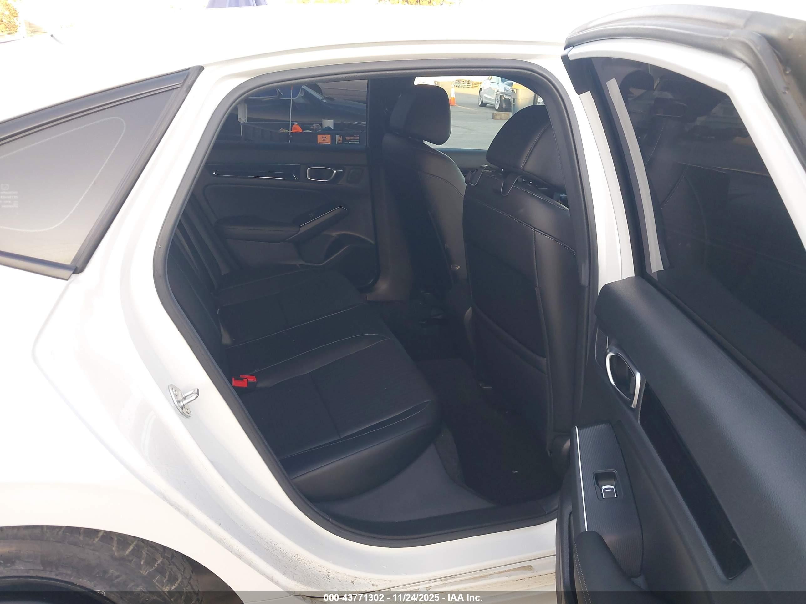 HONDA CIVIC image 8