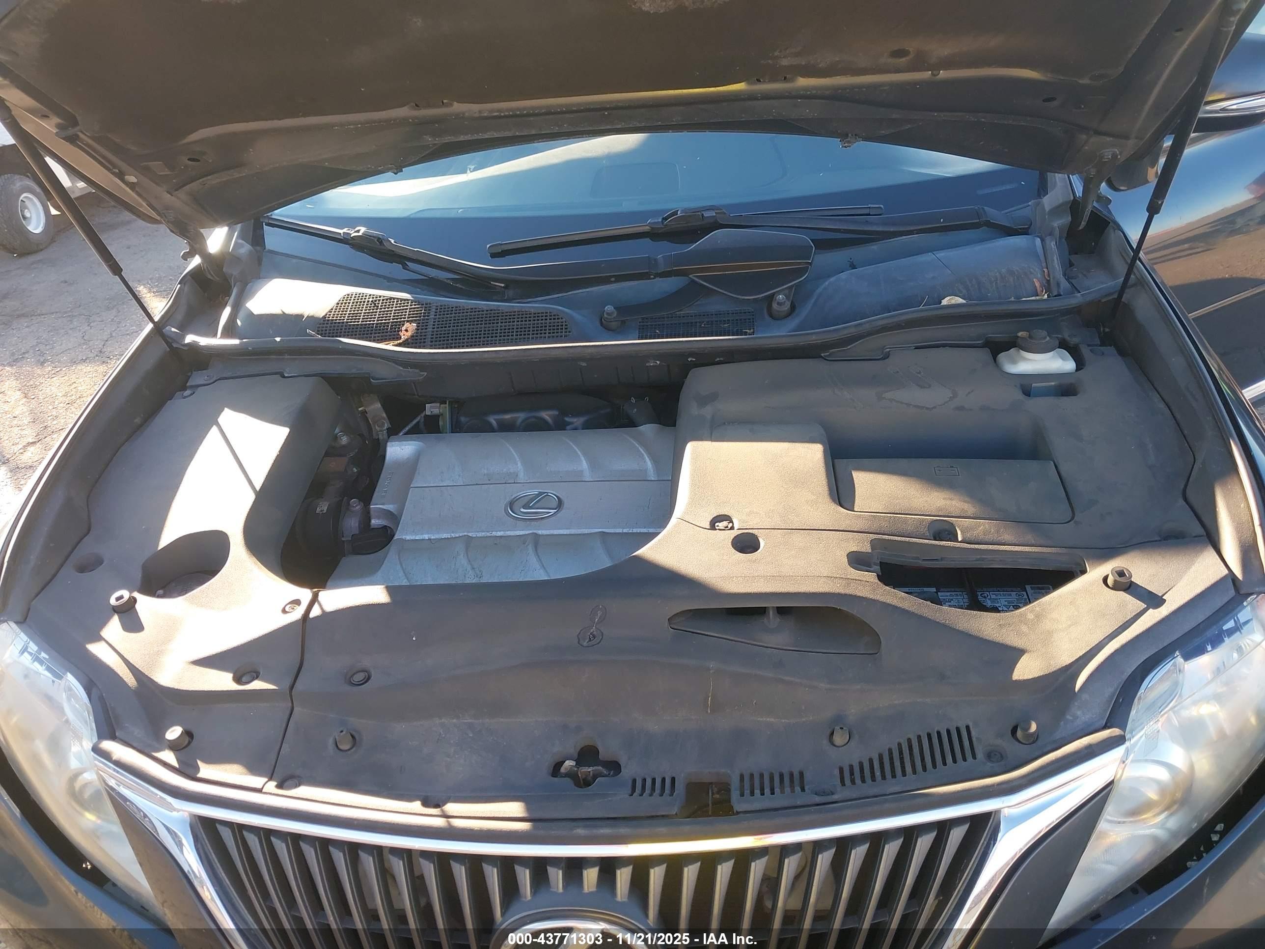 LEXUS RX image 10