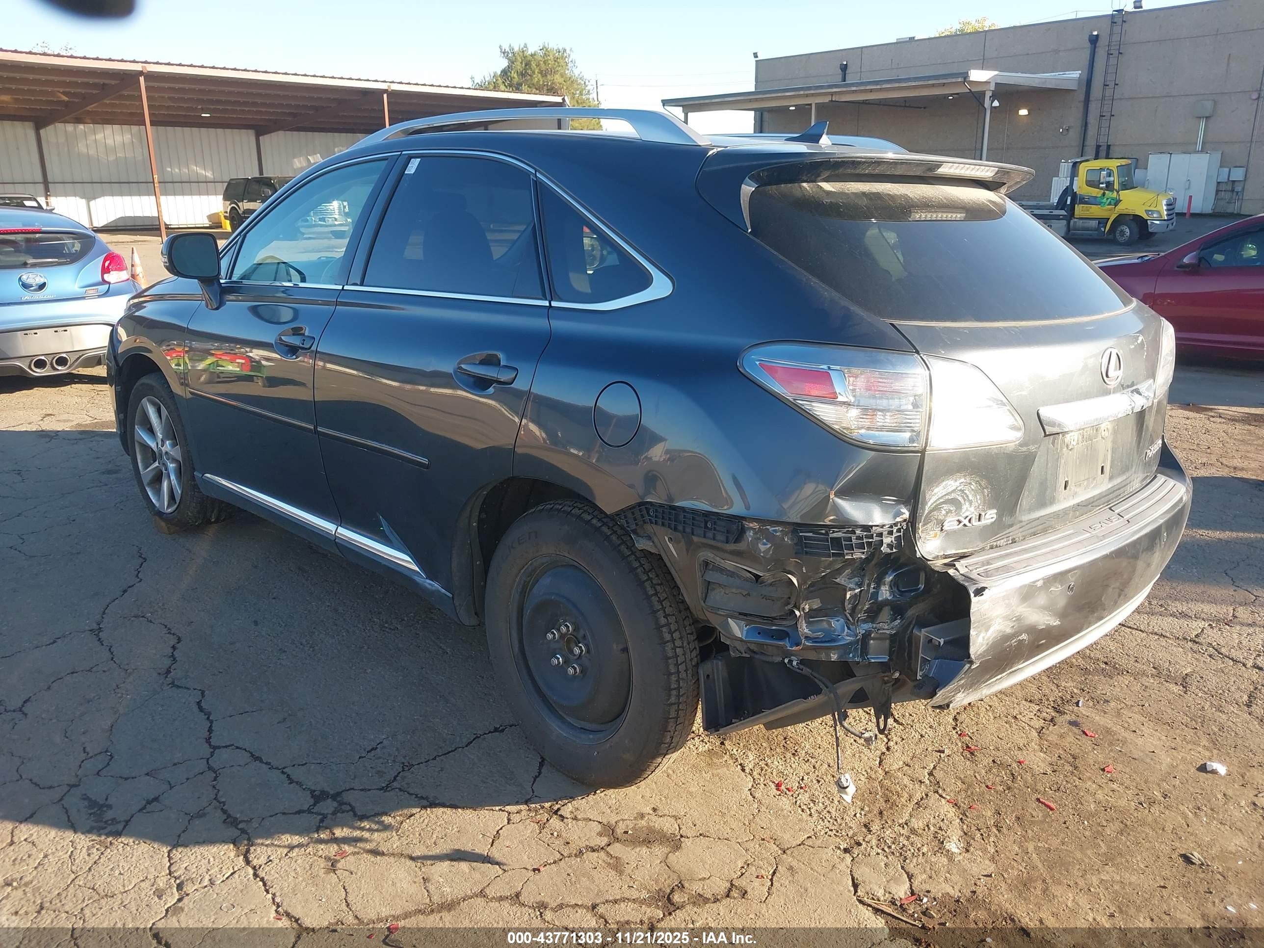 LEXUS RX image 3