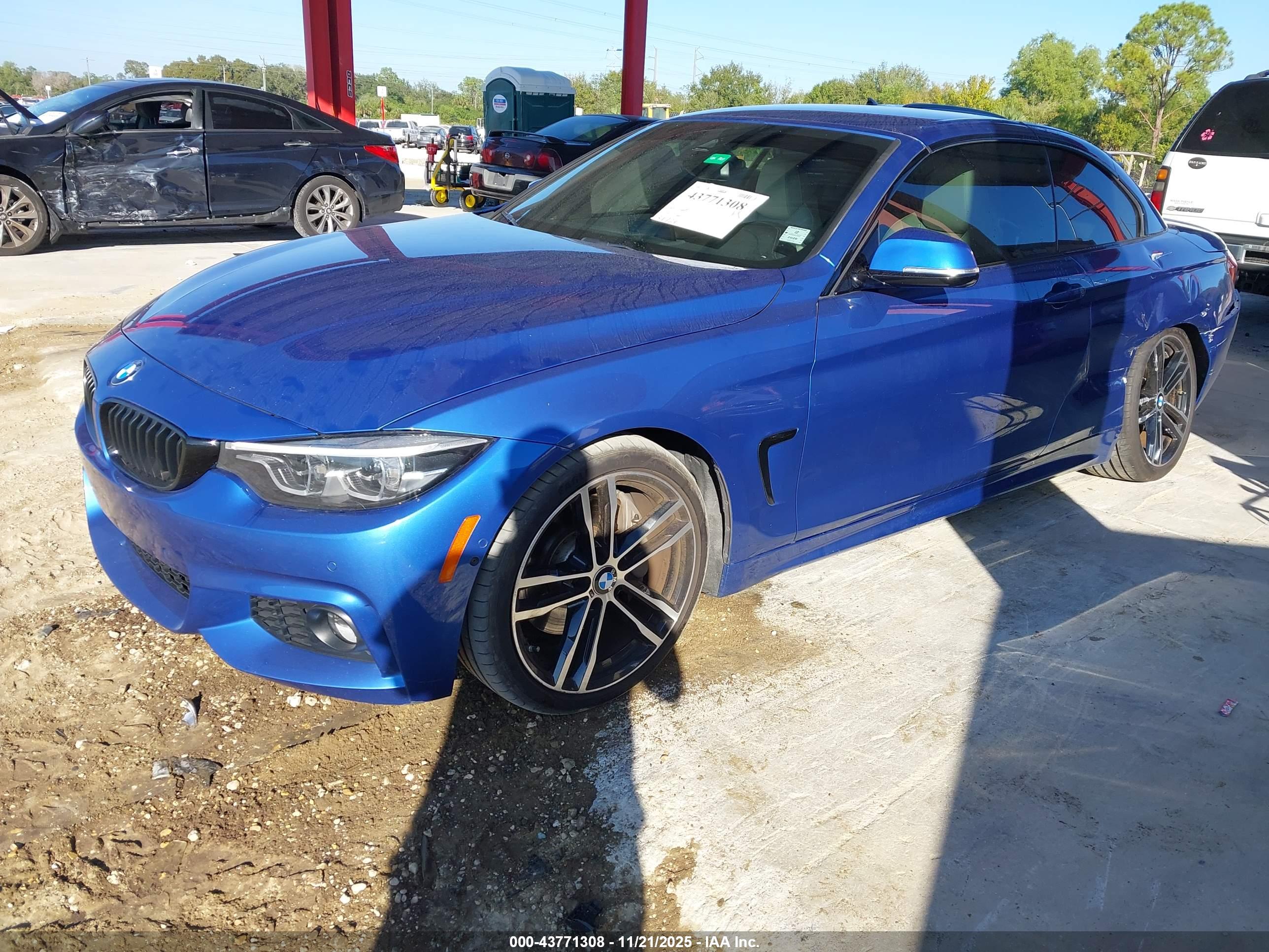 BMW 440I image 2