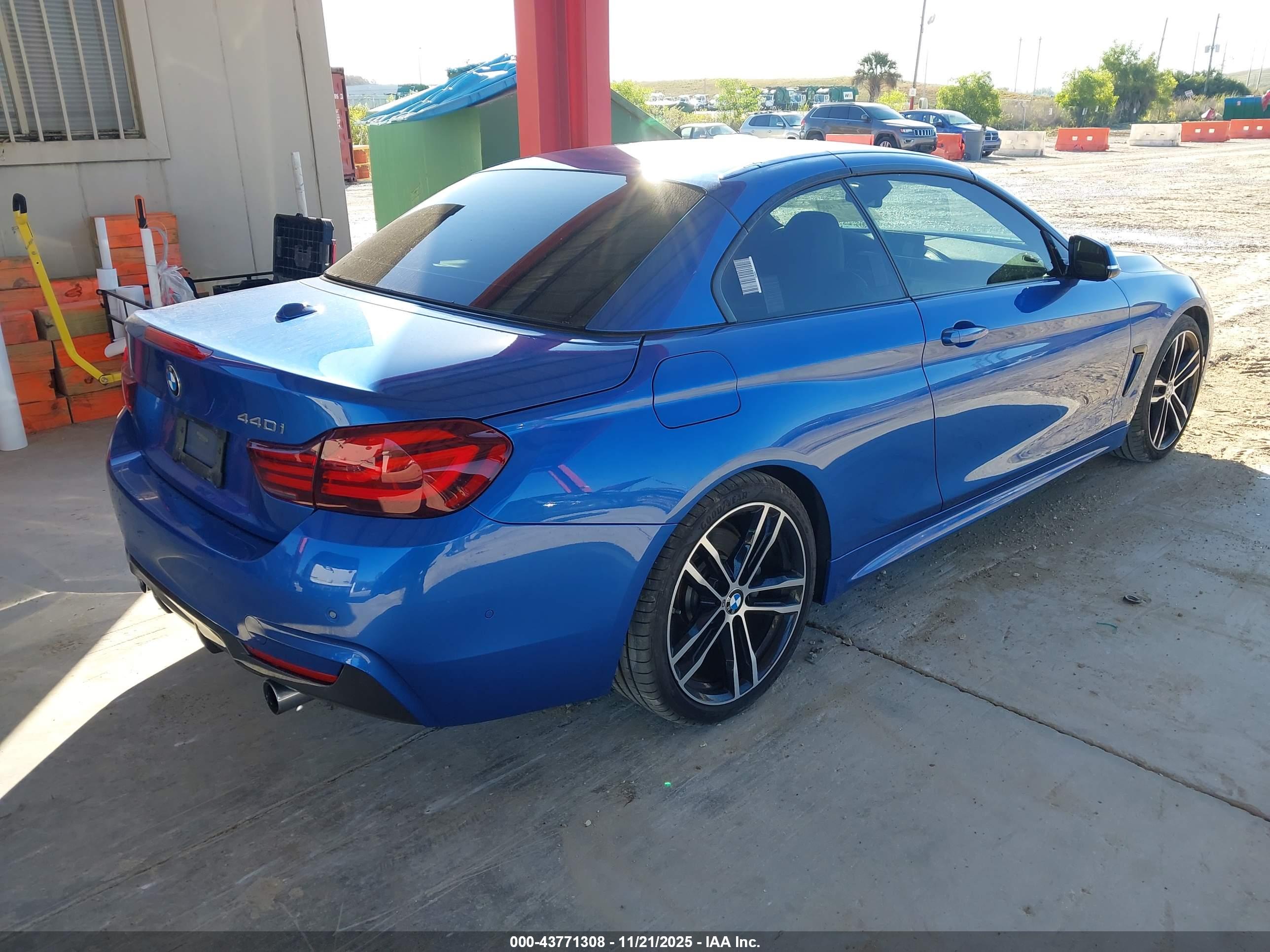 BMW 440I image 4