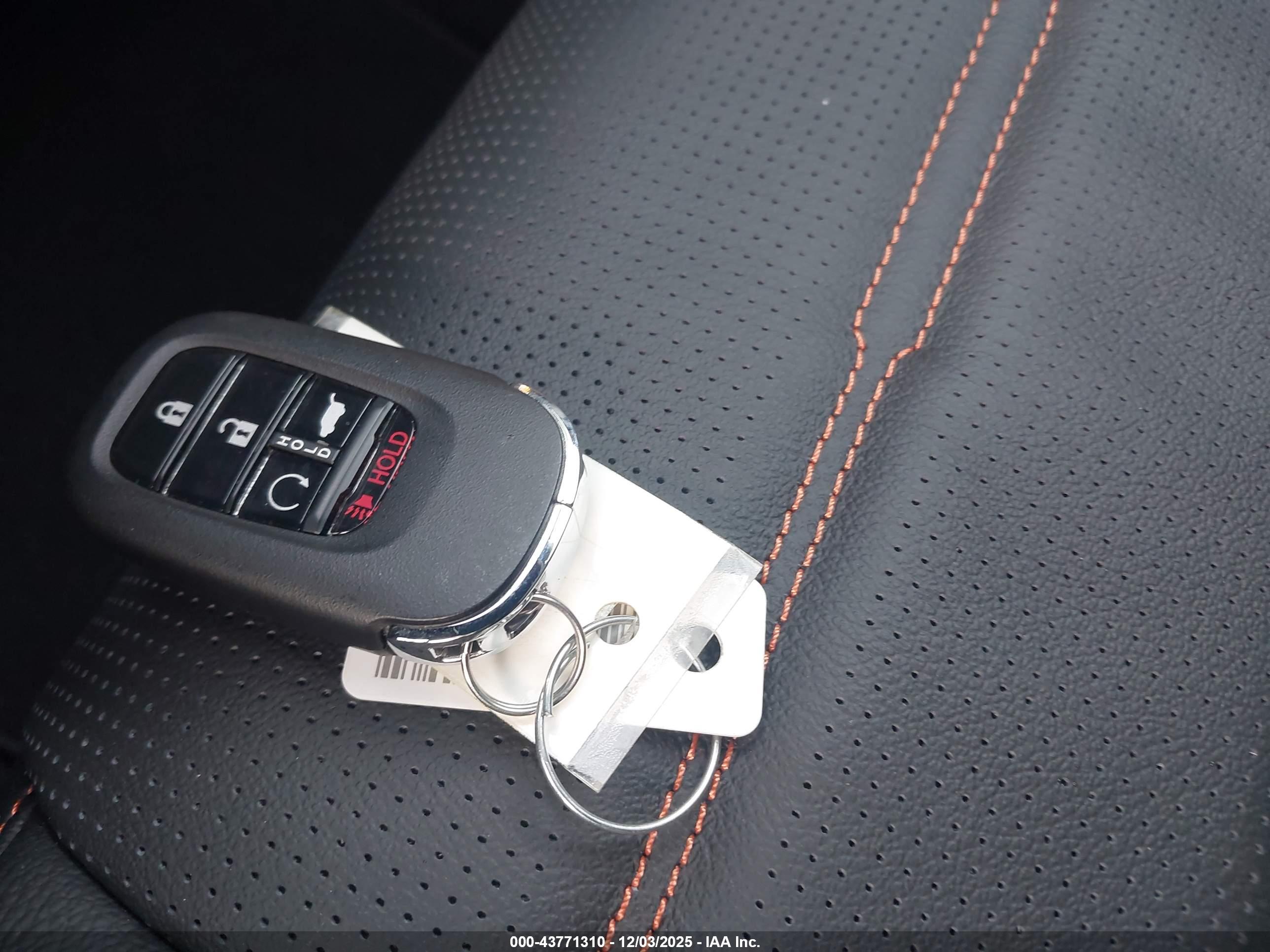 HONDA CR-V image 11