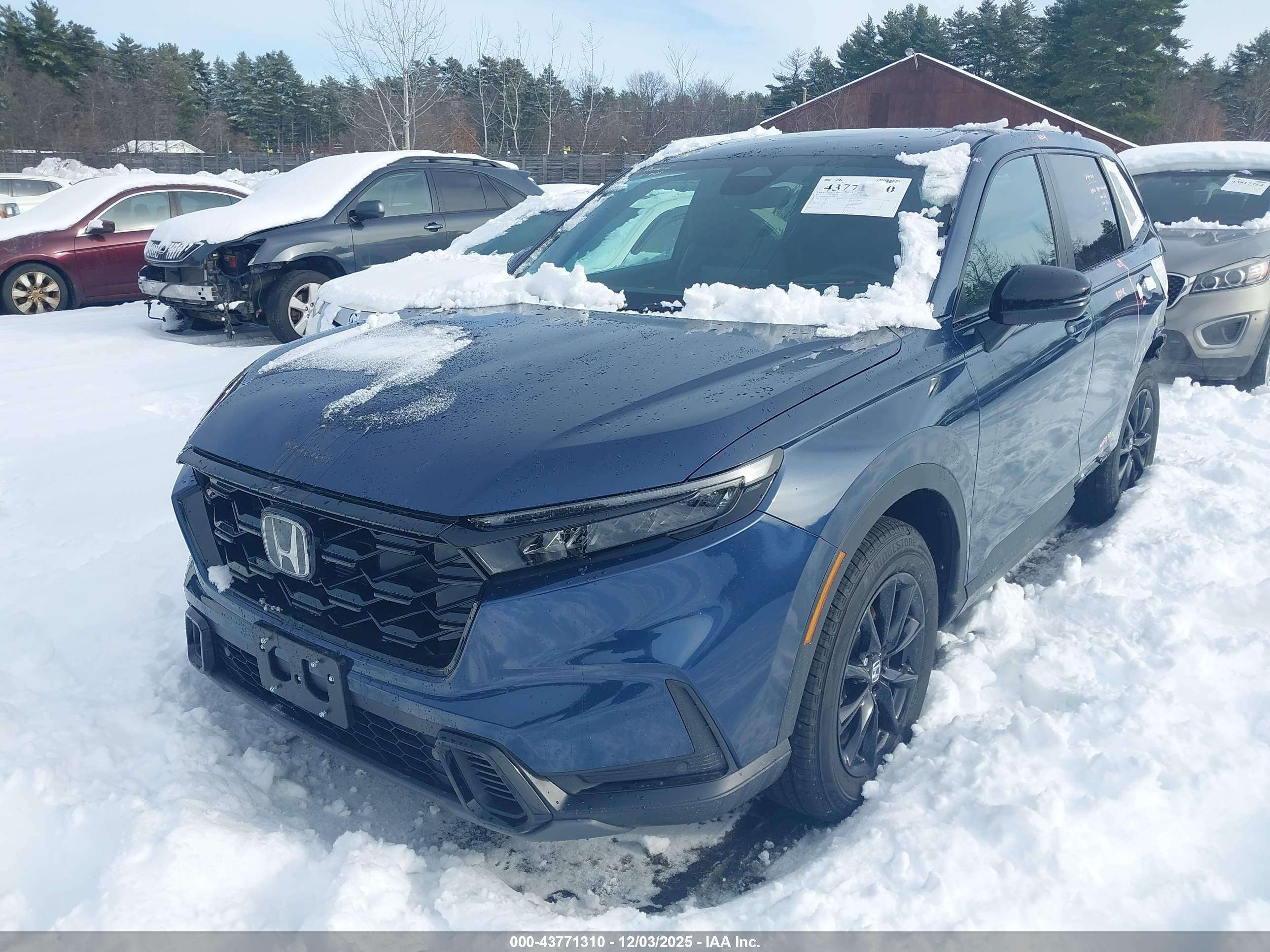 HONDA CR-V image 2