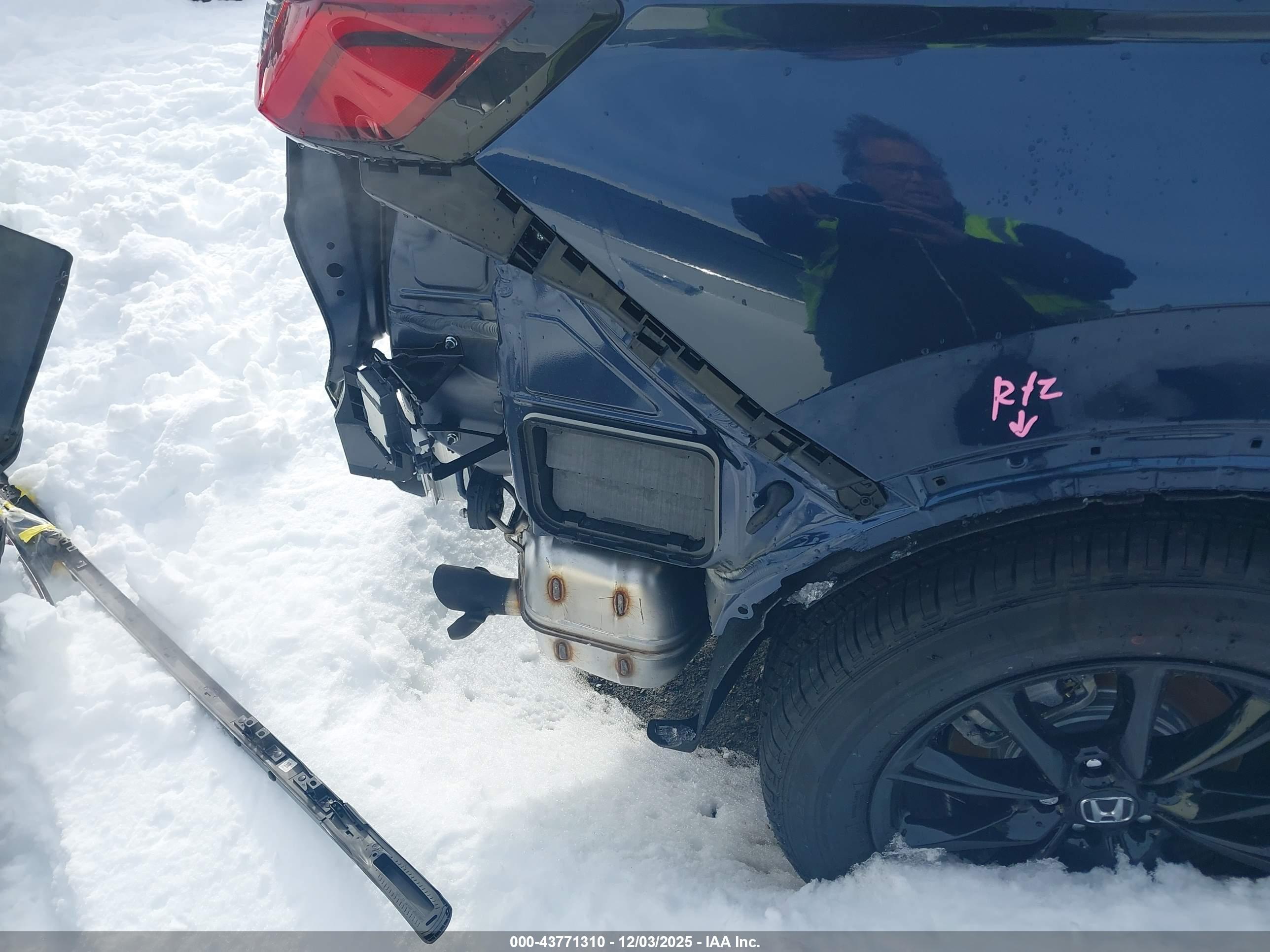 HONDA CR-V image 6