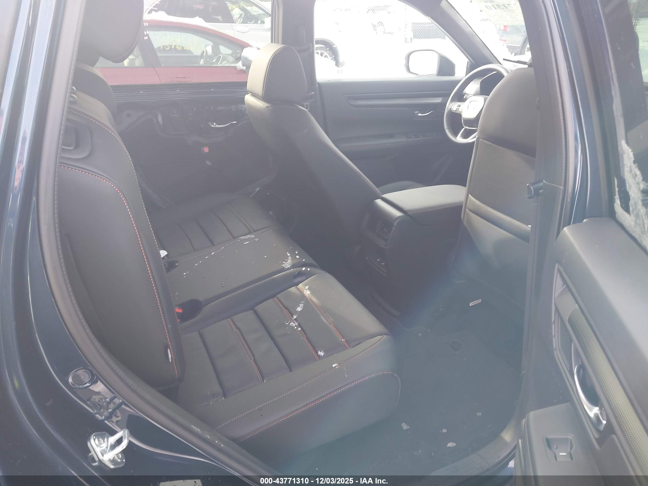 HONDA CR-V image 8