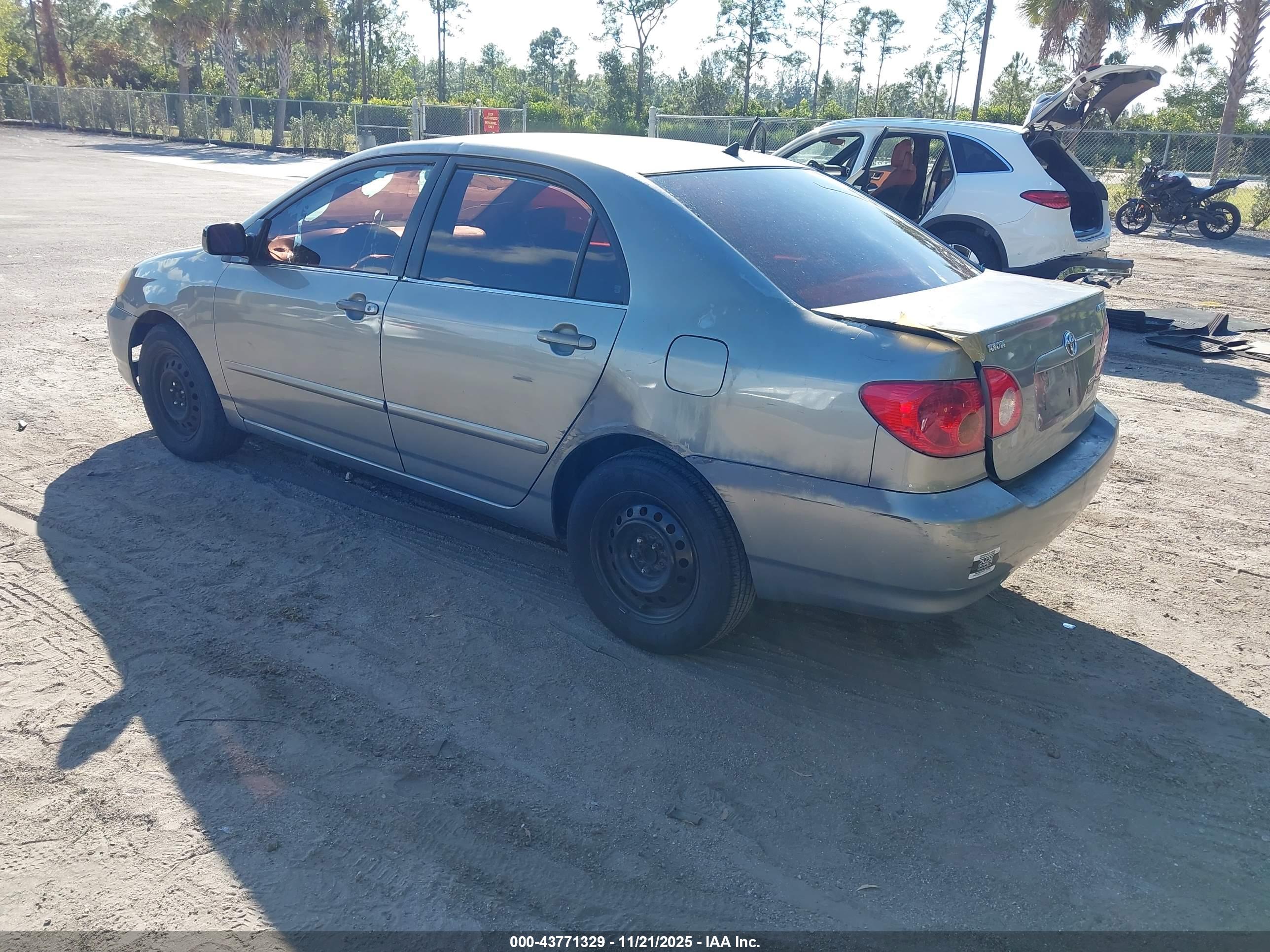TOYOTA COROLLA image 3