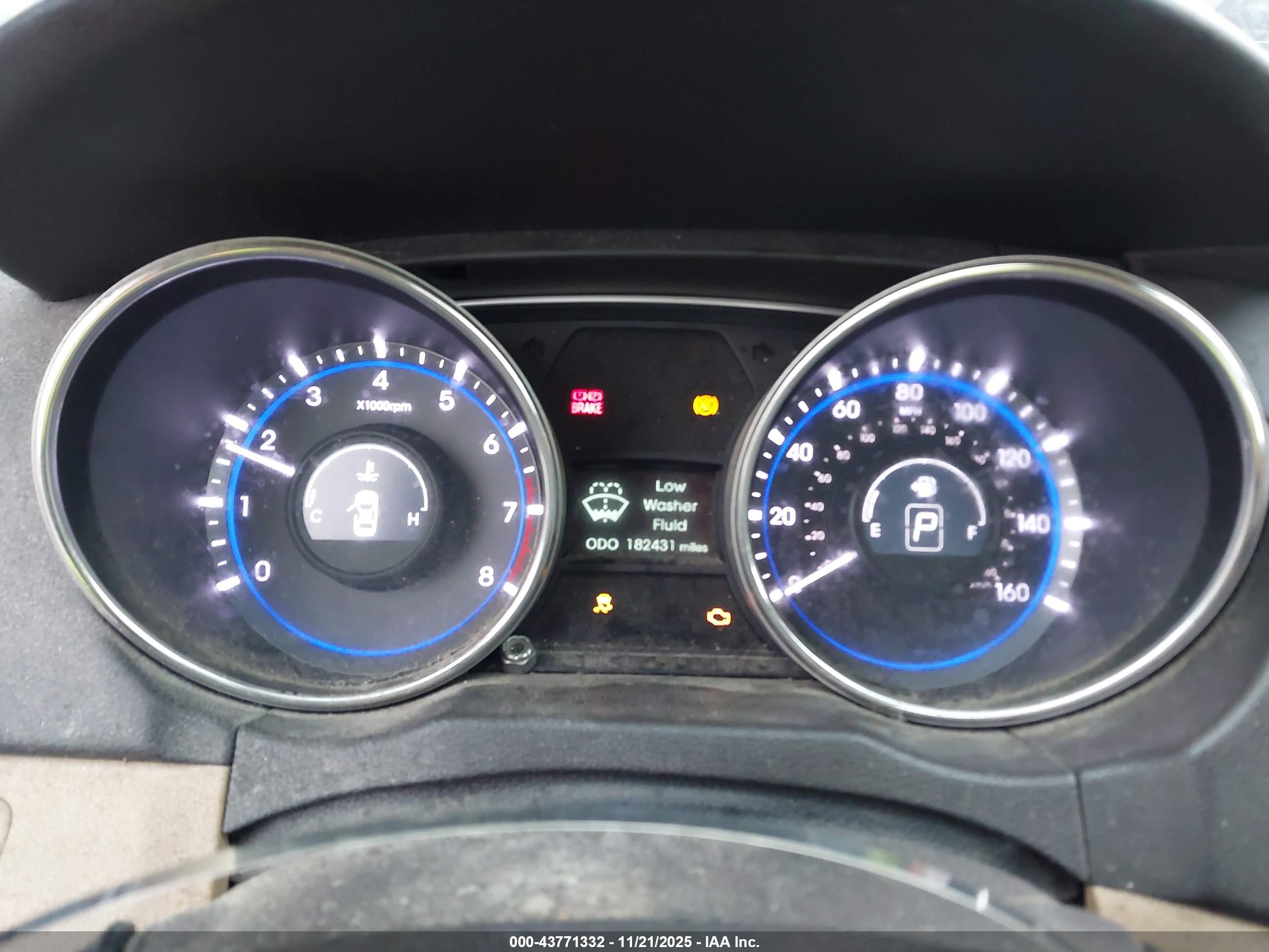 HYUNDAI SONATA image 7