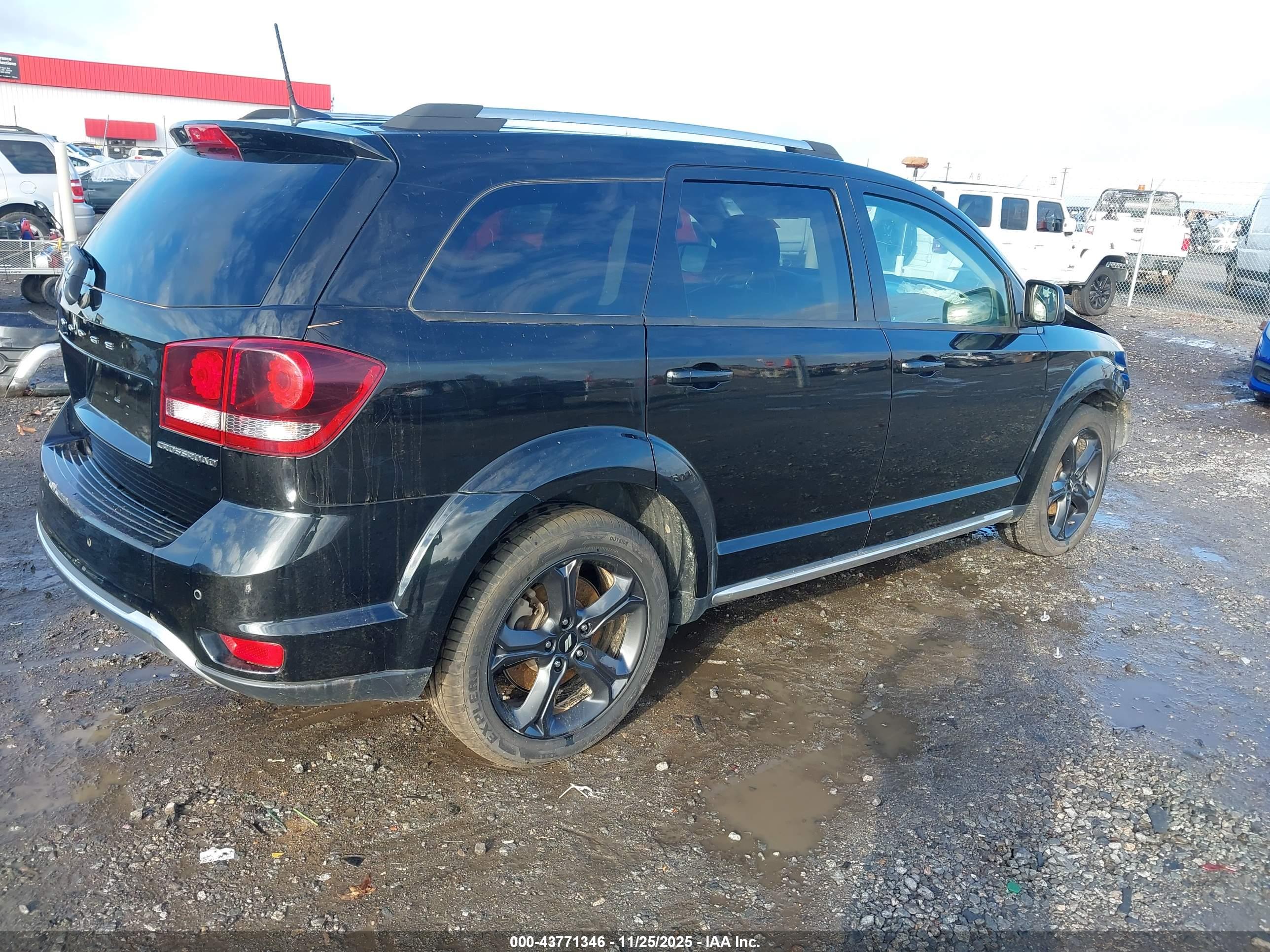 DODGE JOURNEY image 4