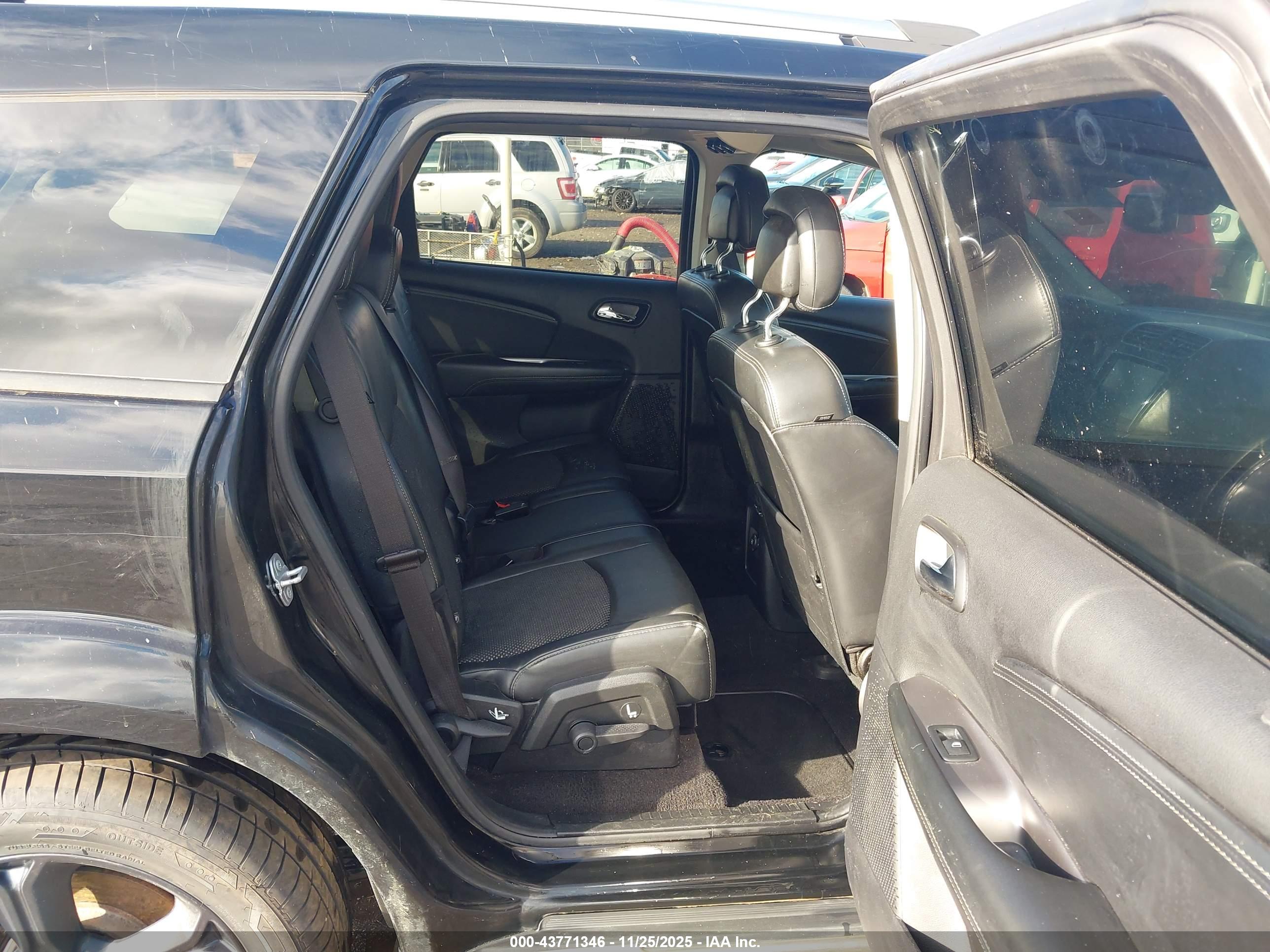 DODGE JOURNEY image 8
