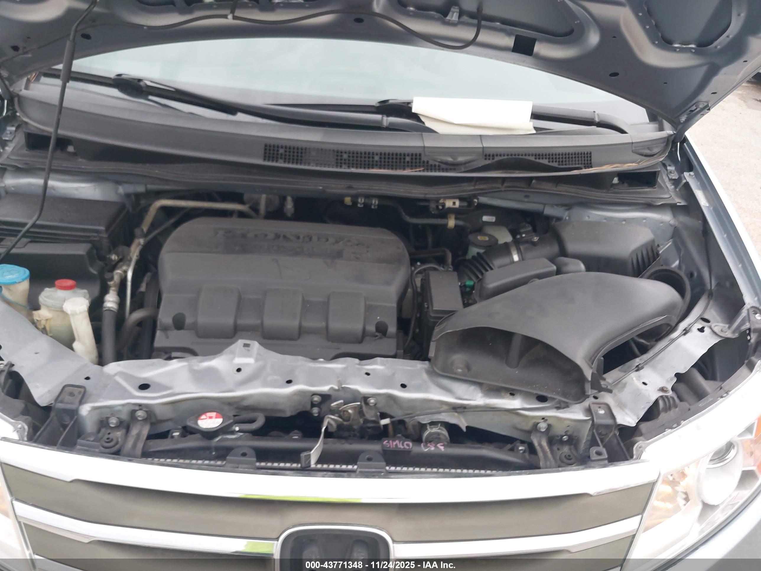 HONDA ODYSSEY image 10