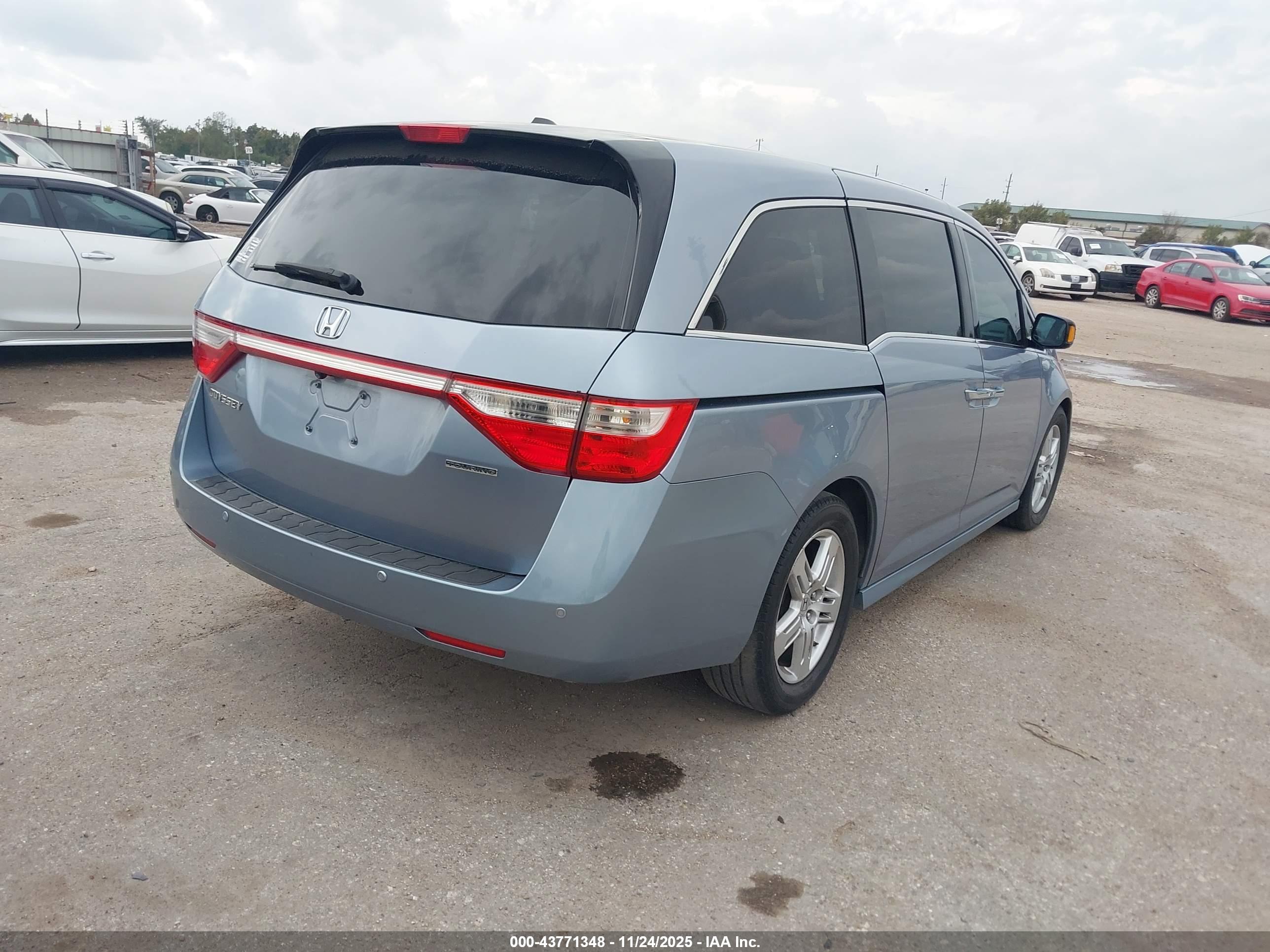 HONDA ODYSSEY image 4