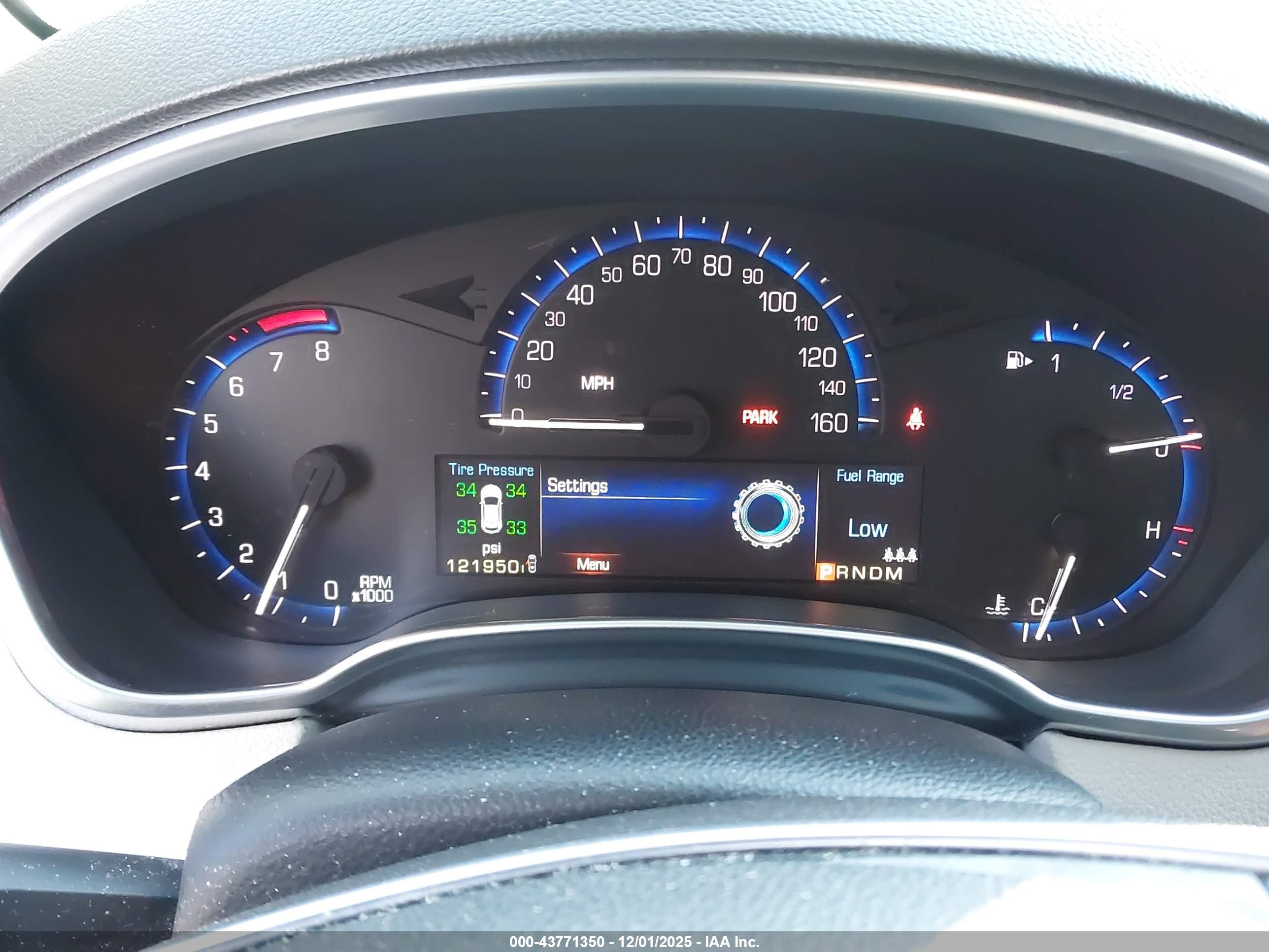 CADILLAC SRX image 7
