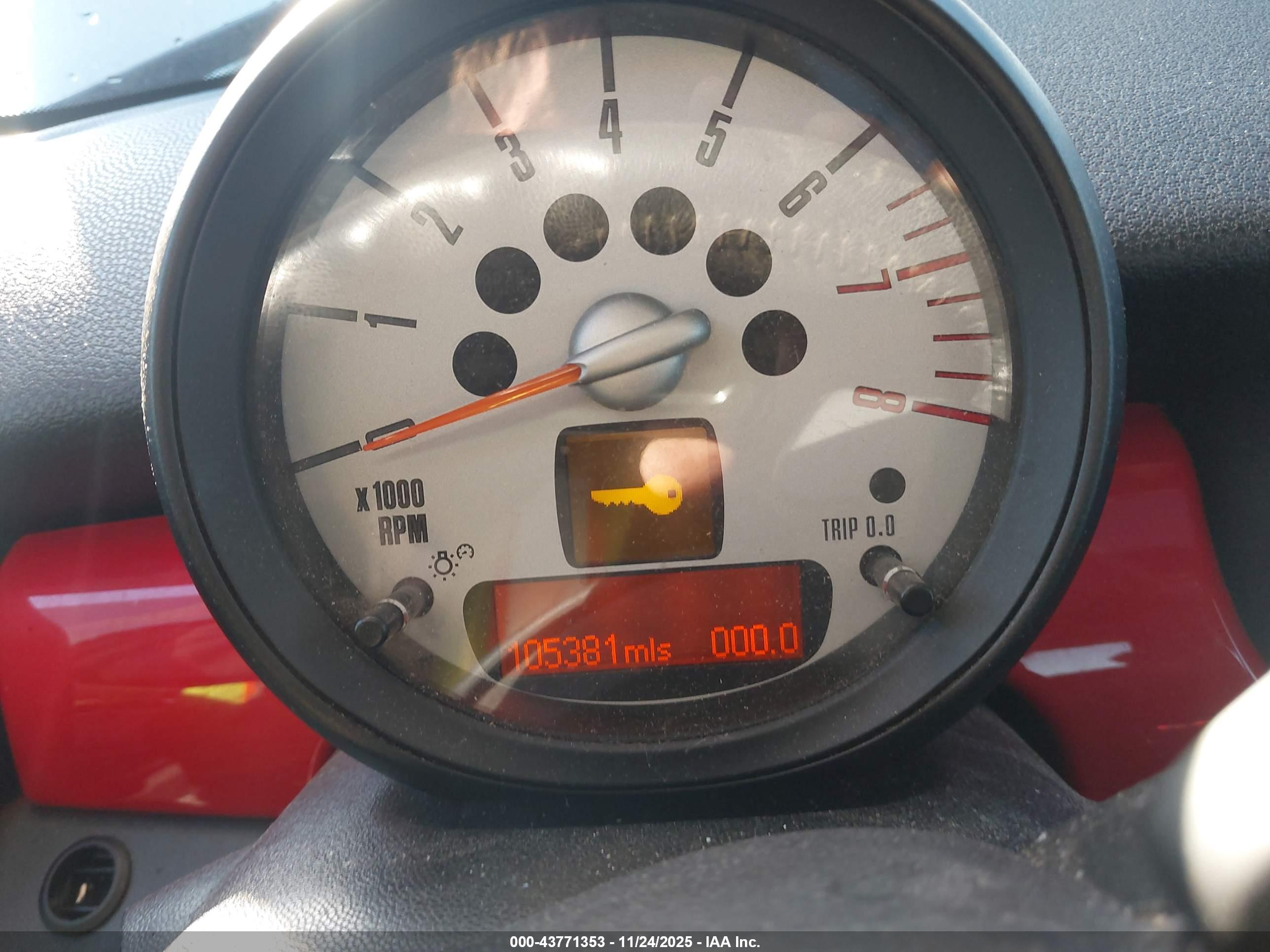 MINI COOPER image 7
