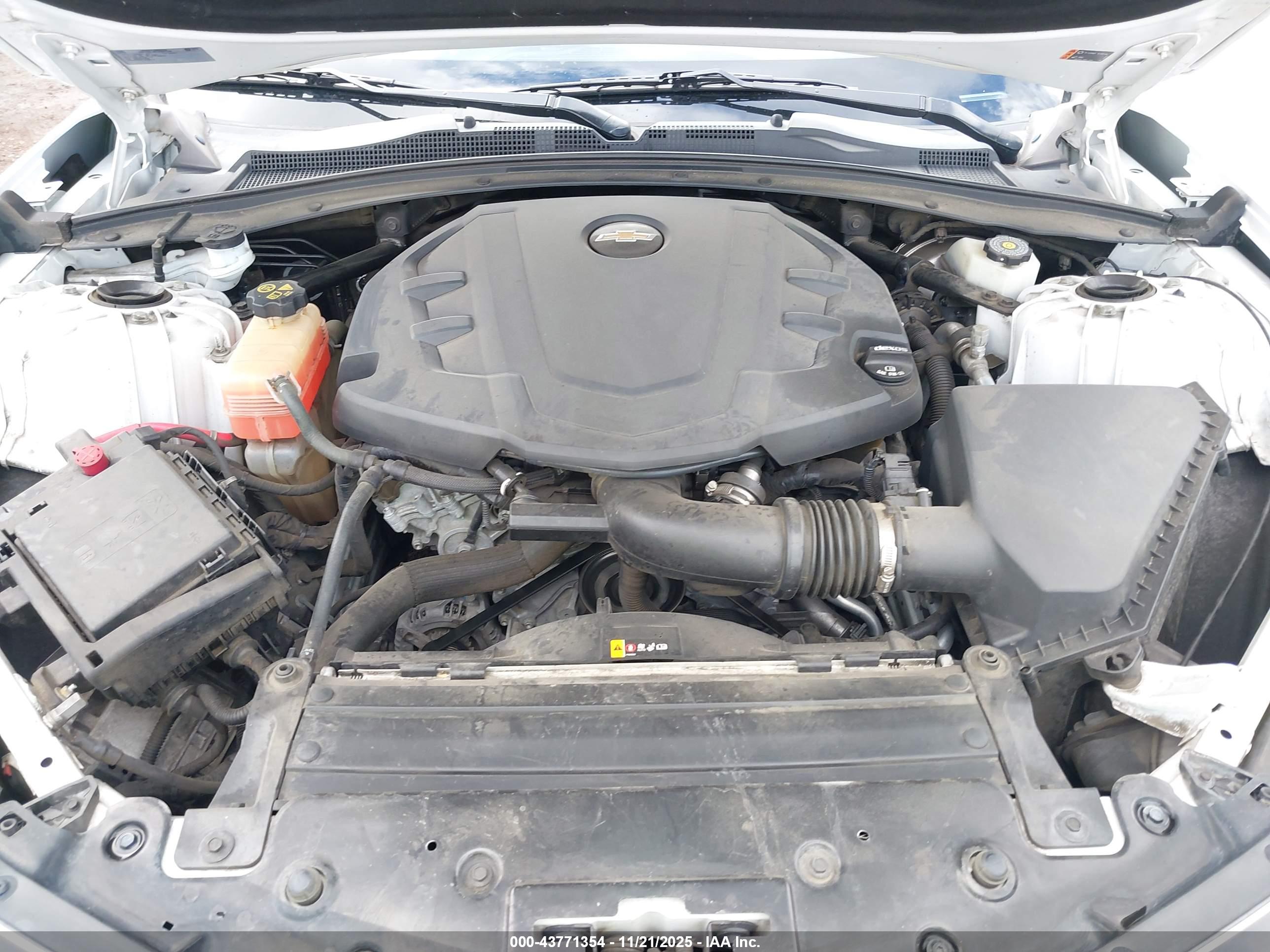 CHEVROLET CAMARO image 10