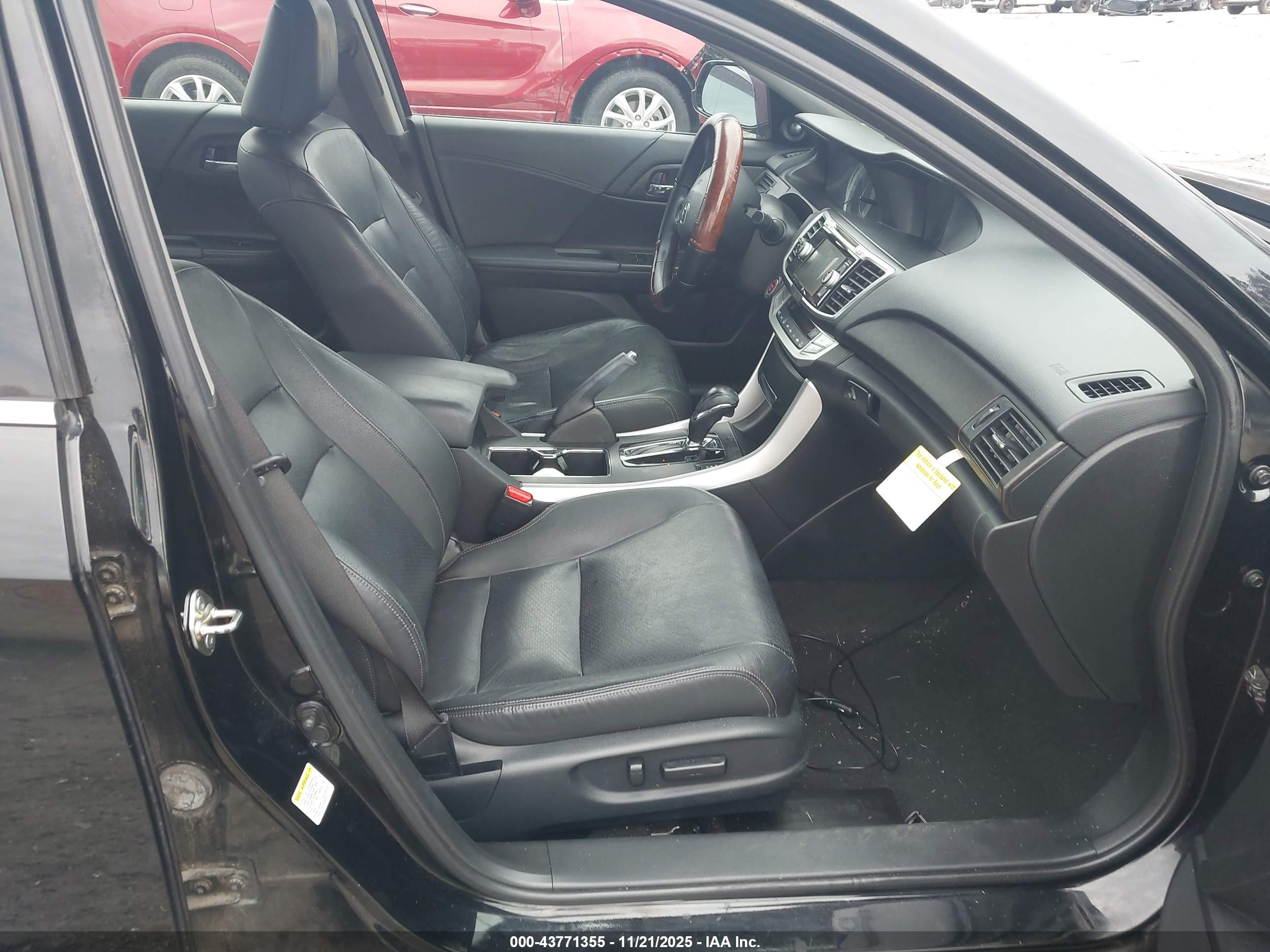 HONDA ACCORD image 5