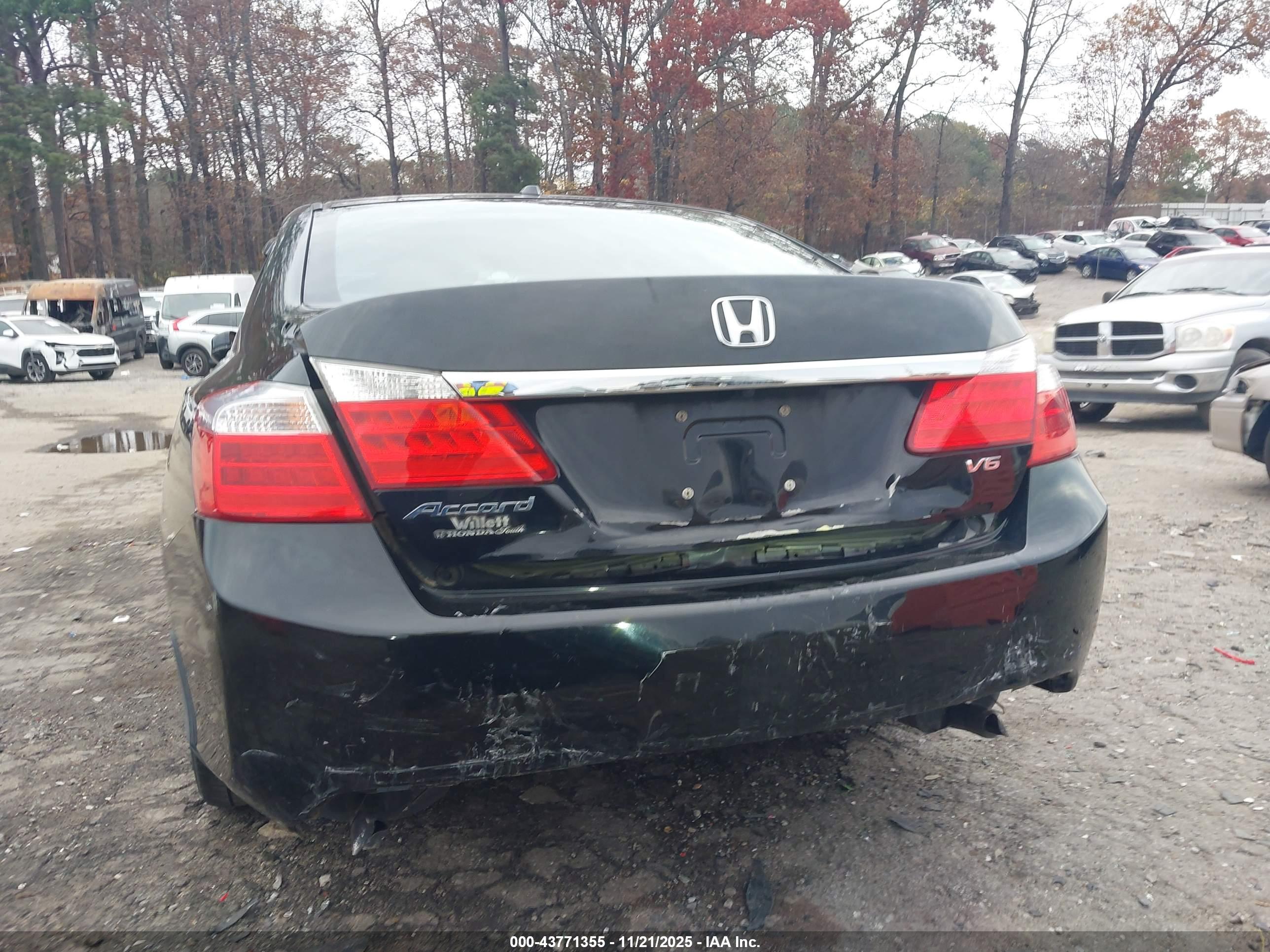 HONDA ACCORD image 6