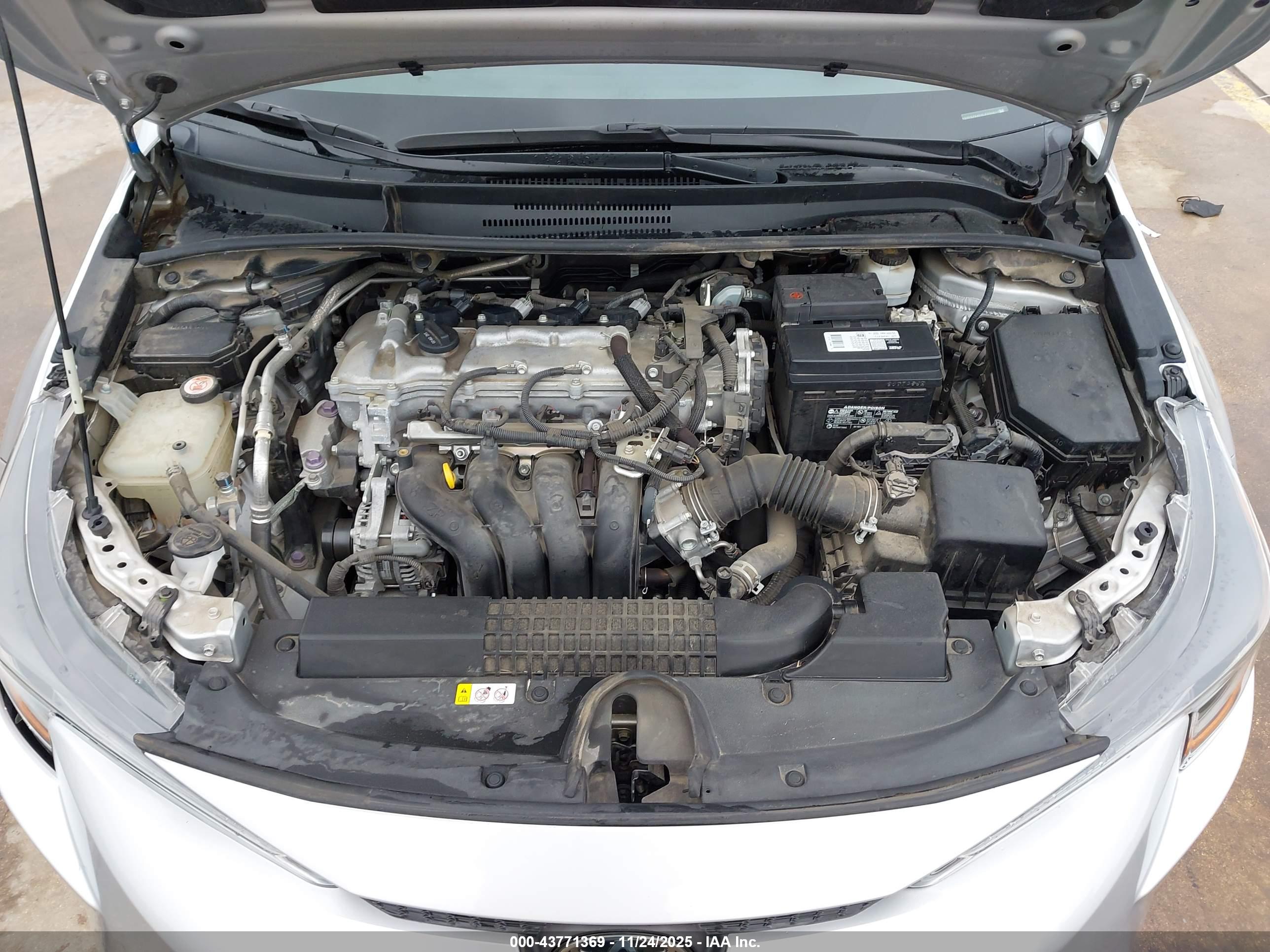 TOYOTA COROLLA image 10