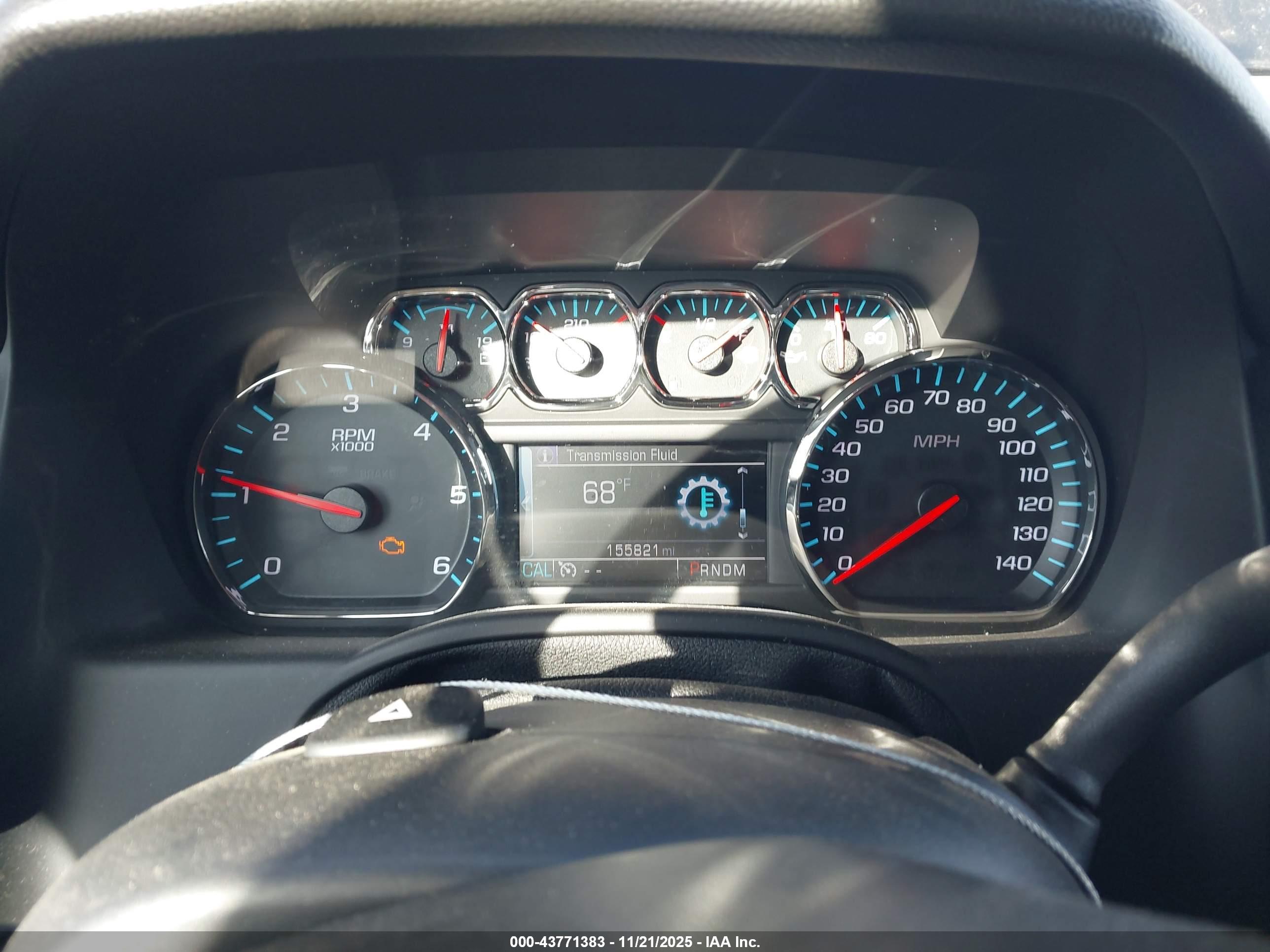 CHEVROLET SUBURBAN image 7