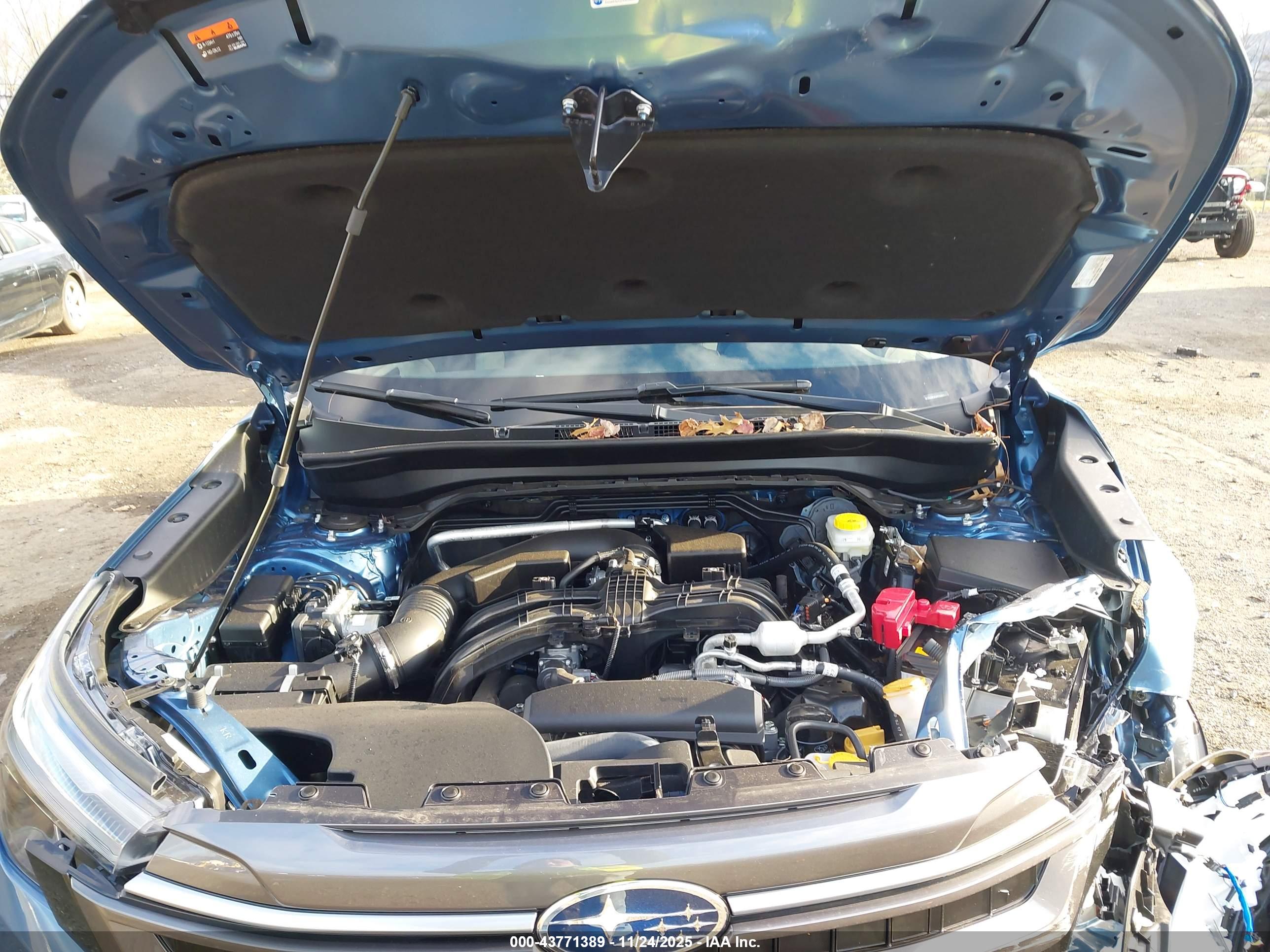 SUBARU FORESTER image 10