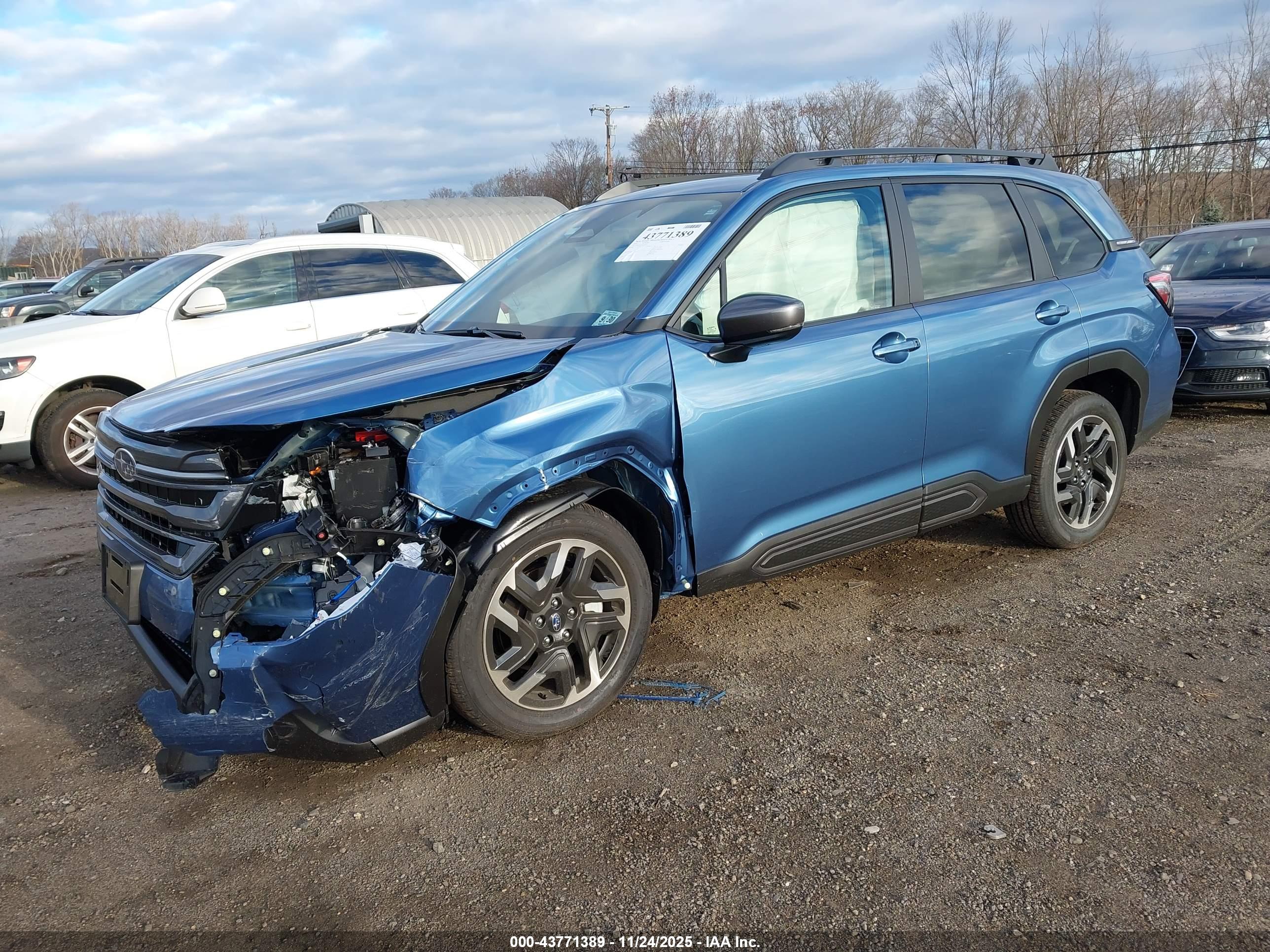 SUBARU FORESTER image 2