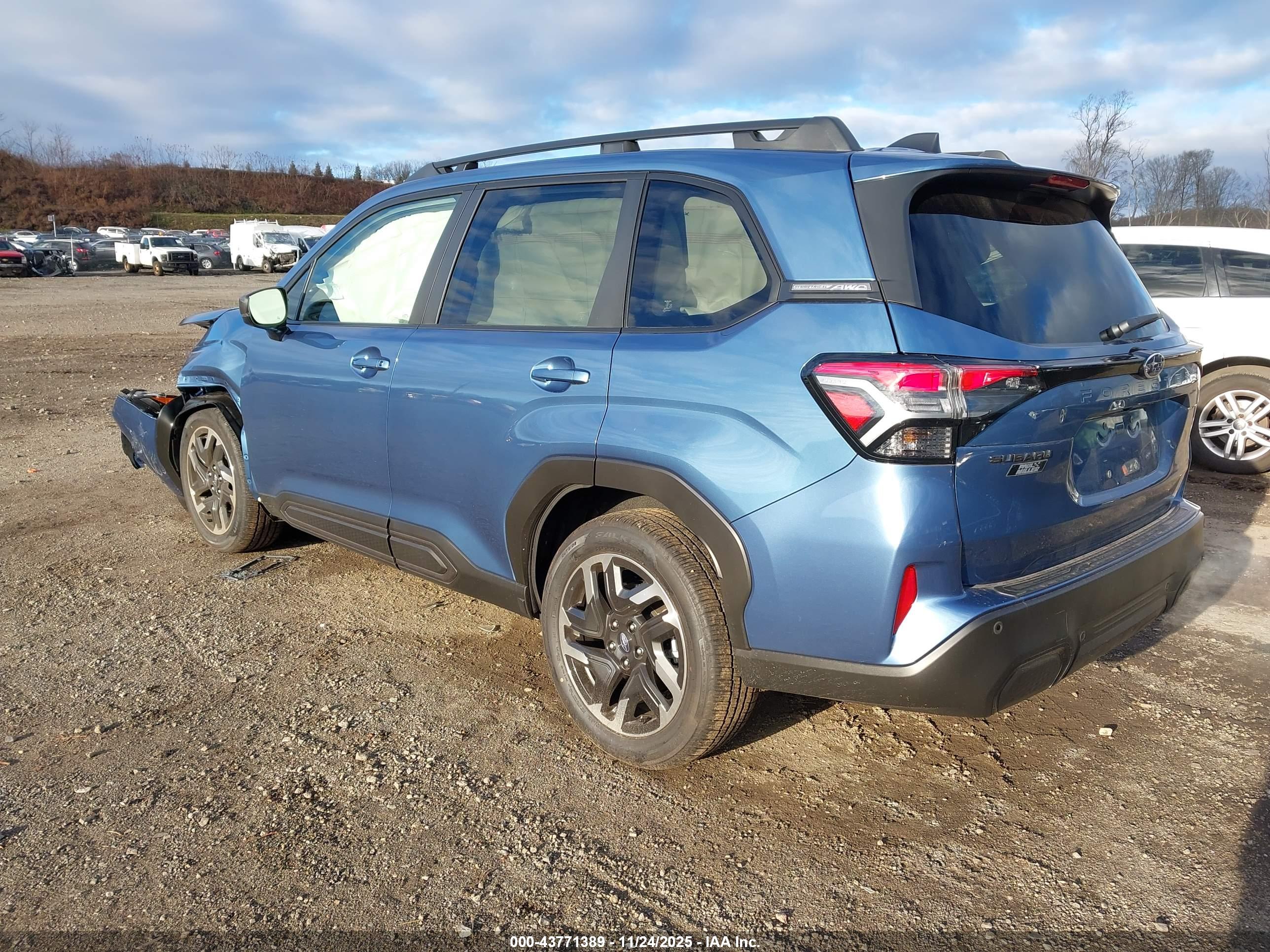 SUBARU FORESTER image 3