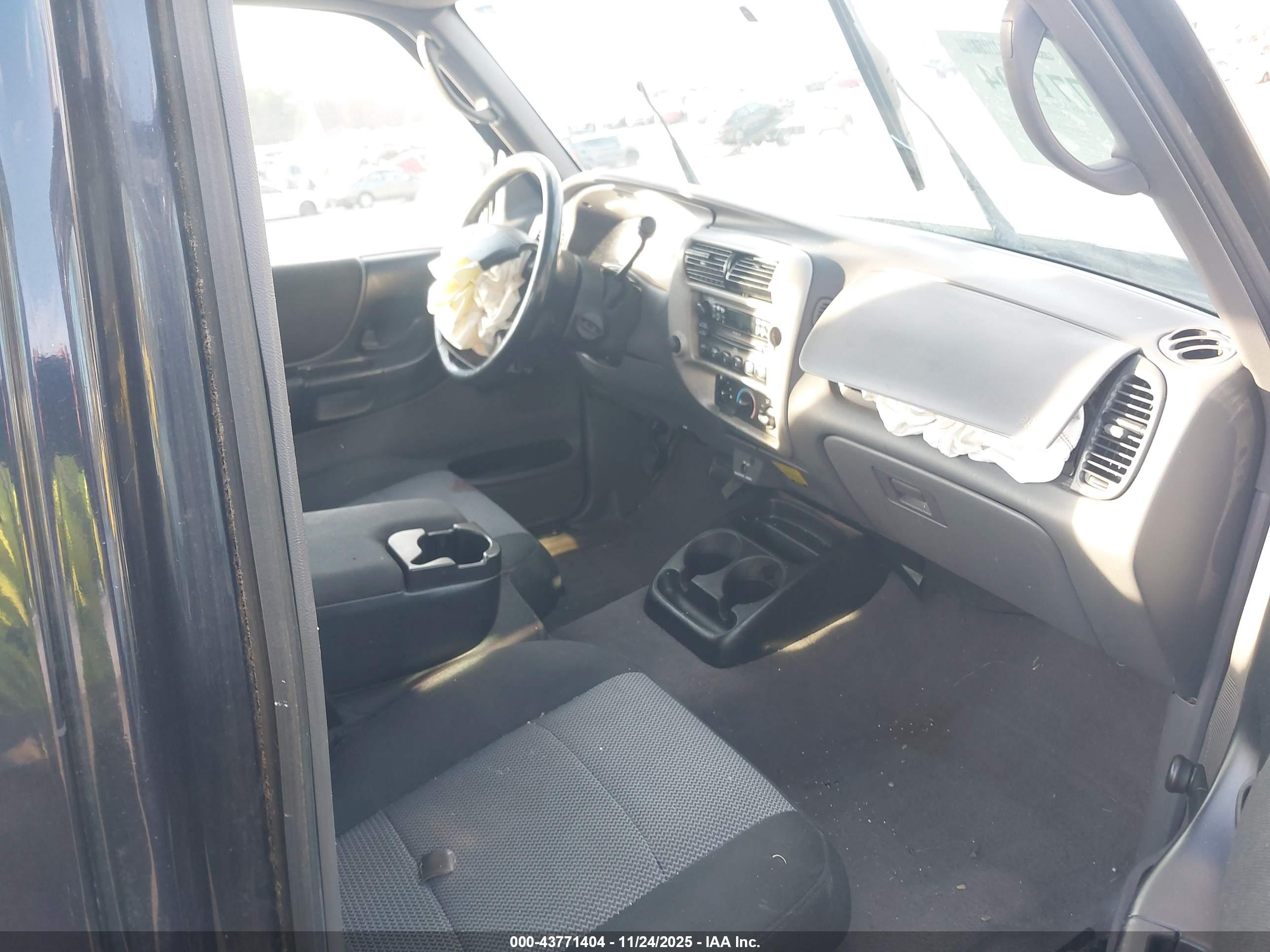 FORD RANGER image 5