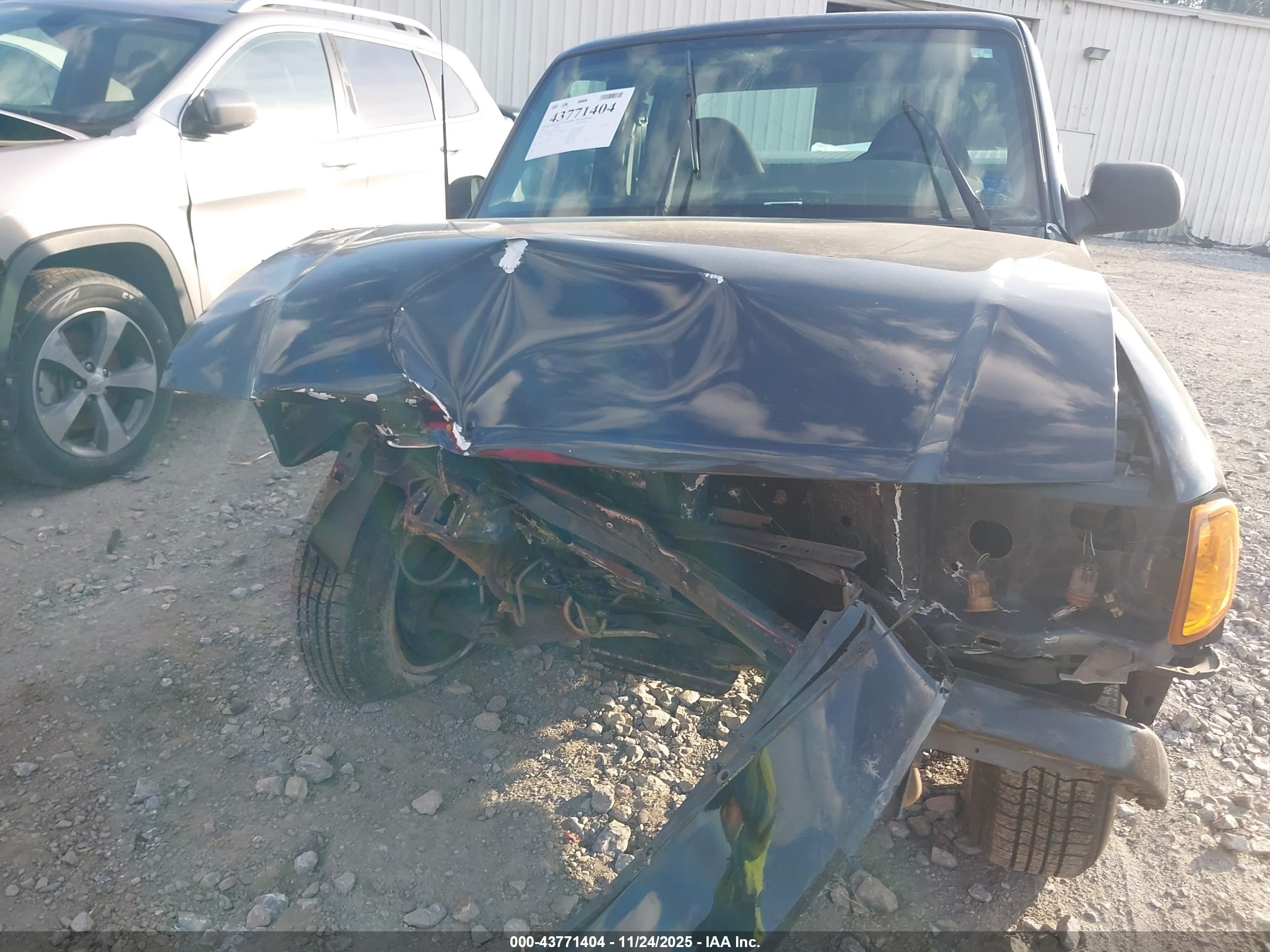 FORD RANGER image 6