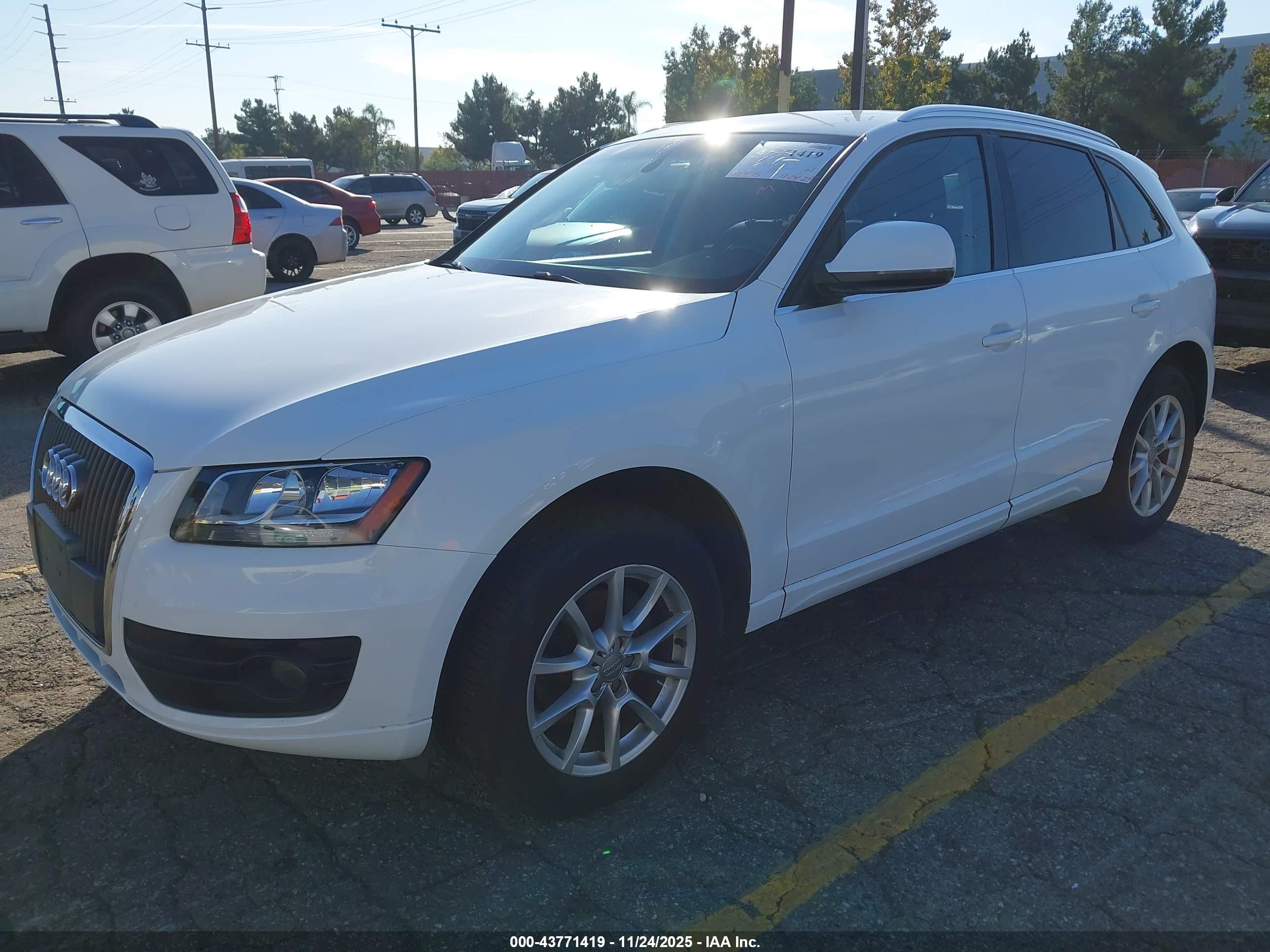 AUDI Q5 image 2