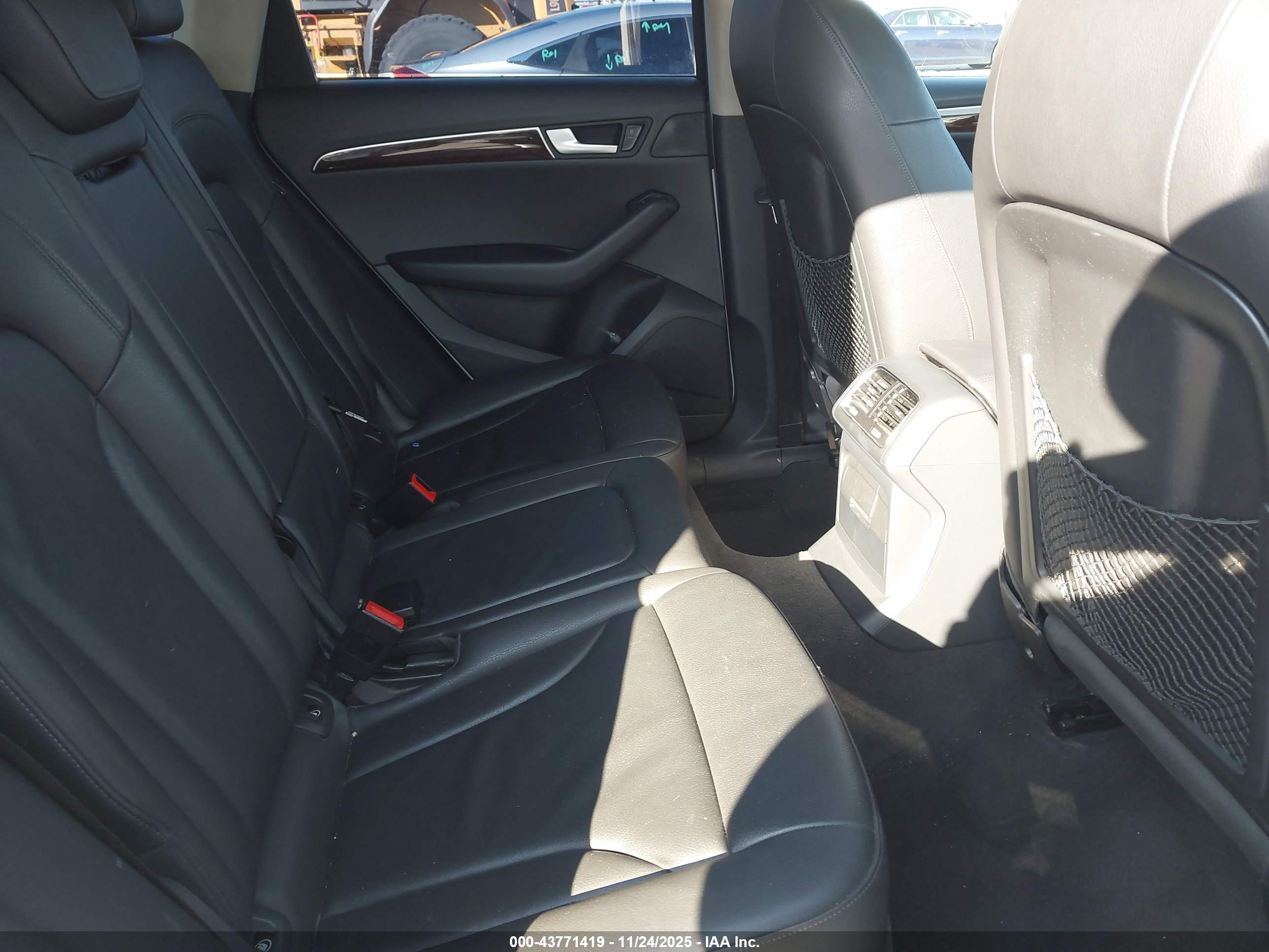 AUDI Q5 image 8