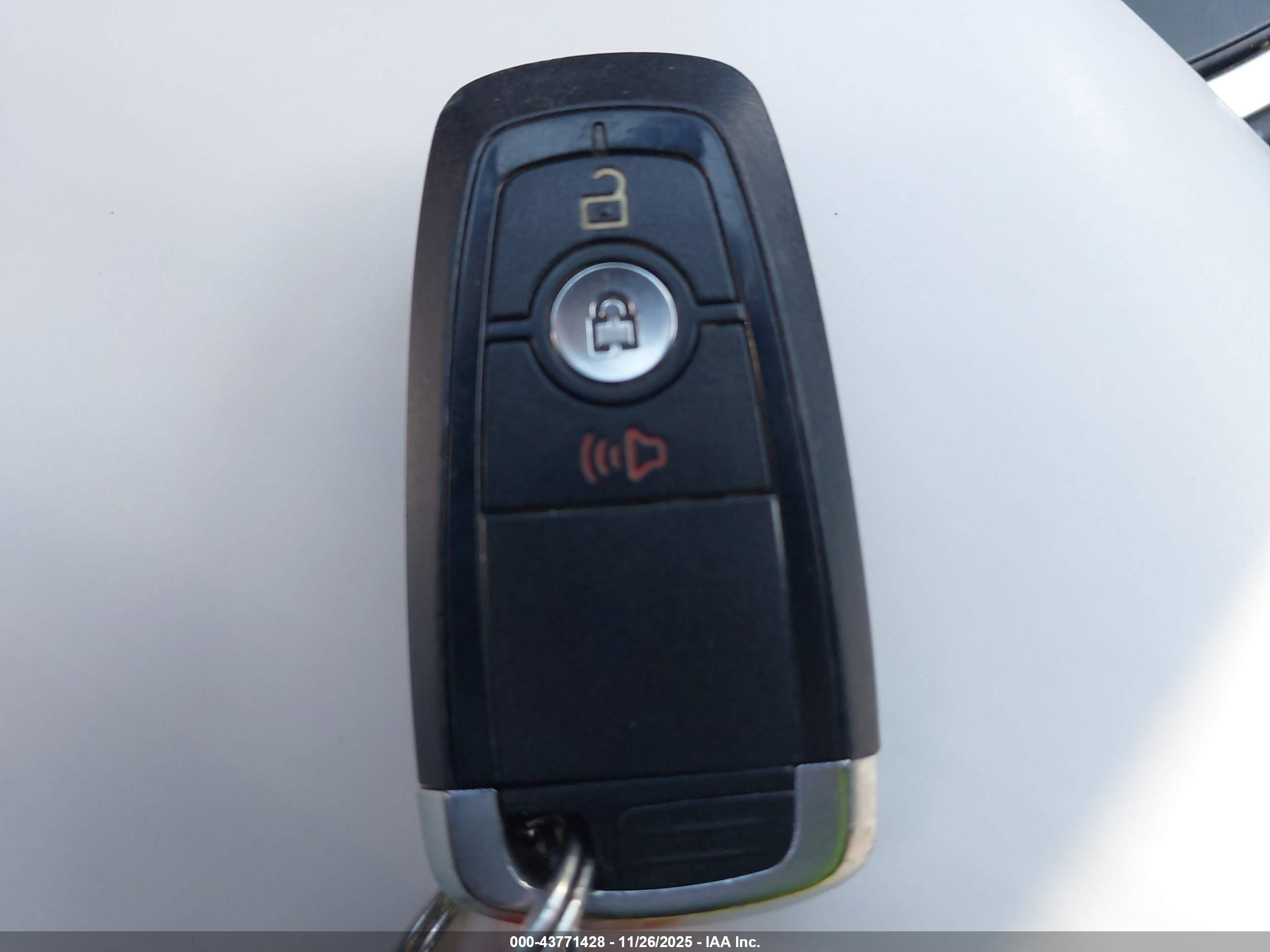 FORD ECOSPORT image 11